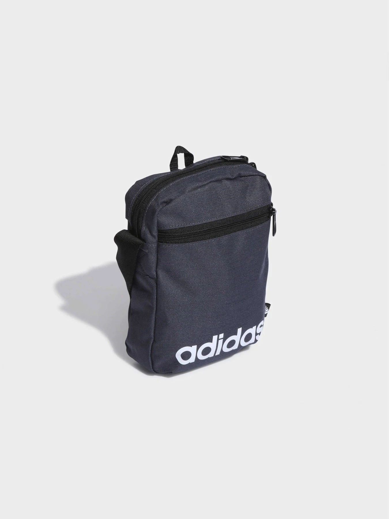 Сумки Adidas модель HR5373 Сумки Adidas модель HR5373 Фото