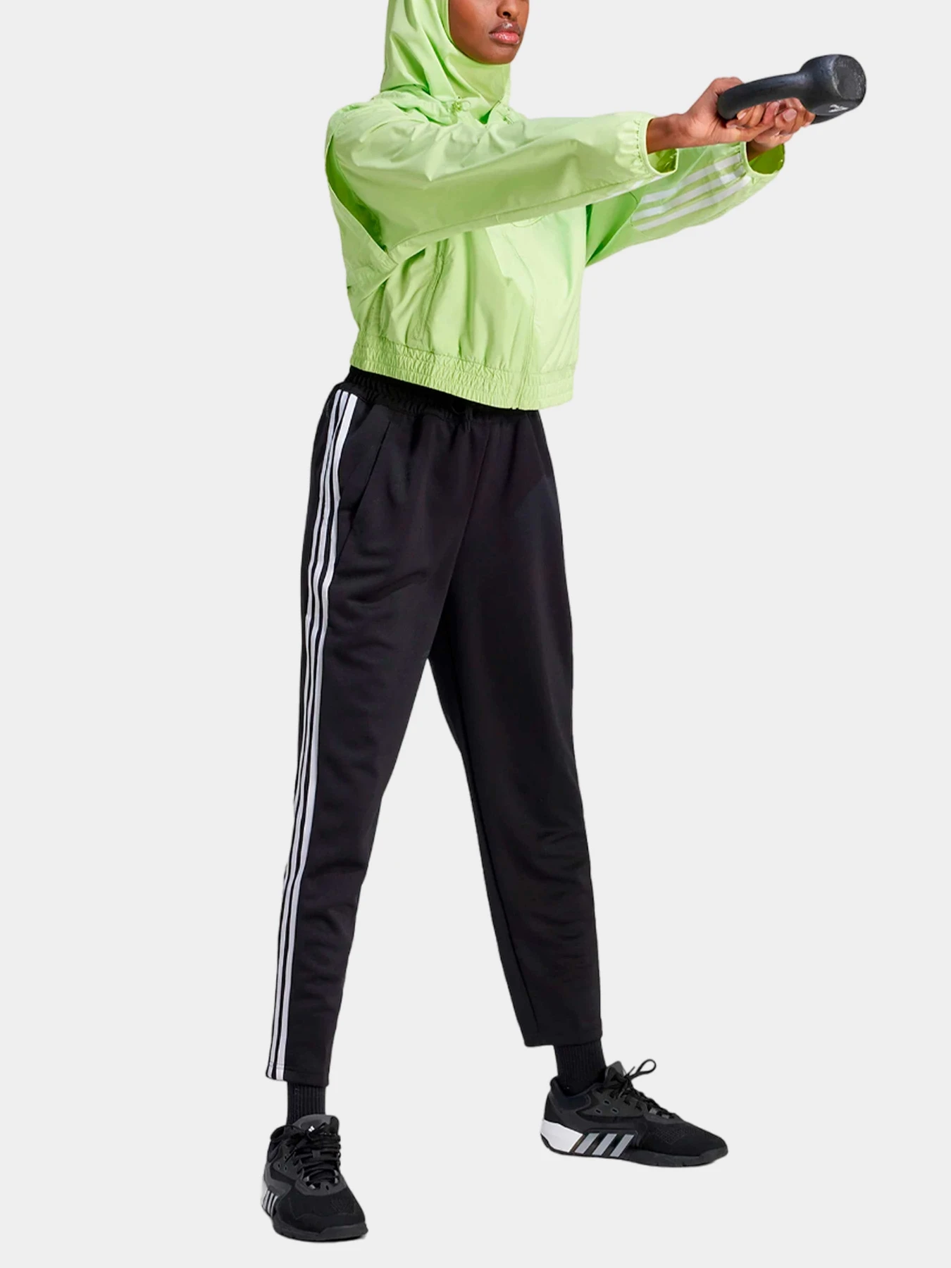 Брюки Adidas модель HZ5646 Брюки Adidas модель HZ5646 Фото