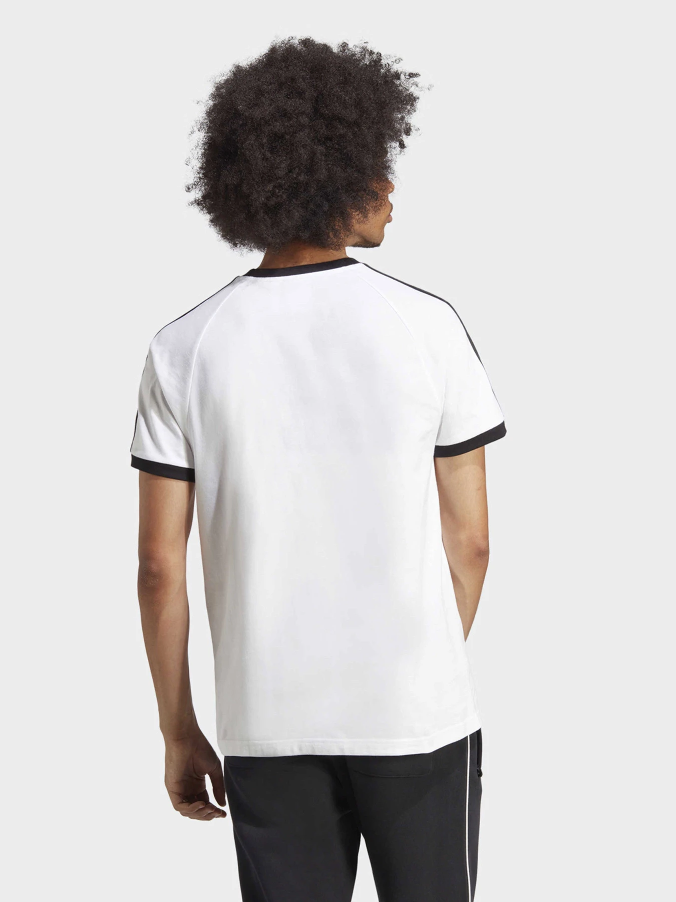 Футболки и поло Adidas модель IA4846 Футболки и поло Adidas модель IA4846 Фото