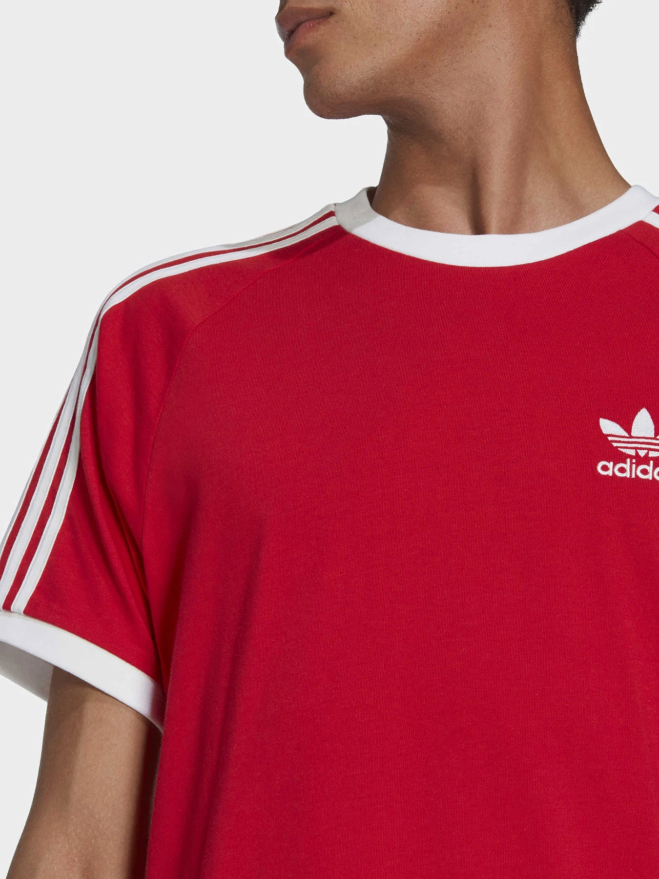 Футболки и поло Adidas модель IA4852 Футболки и поло Adidas модель IA4852 Фото