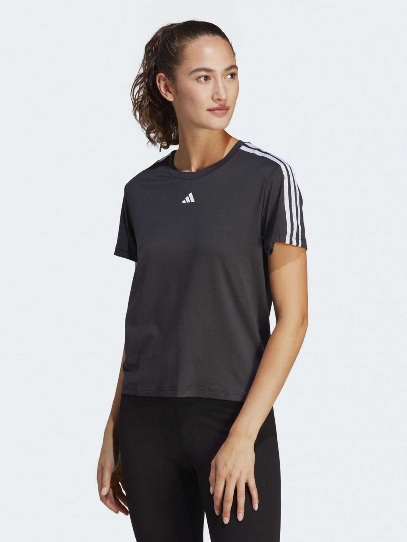Футболки и поло Adidas модель IC5039 Футболки и поло Adidas модель IC5039 Фото