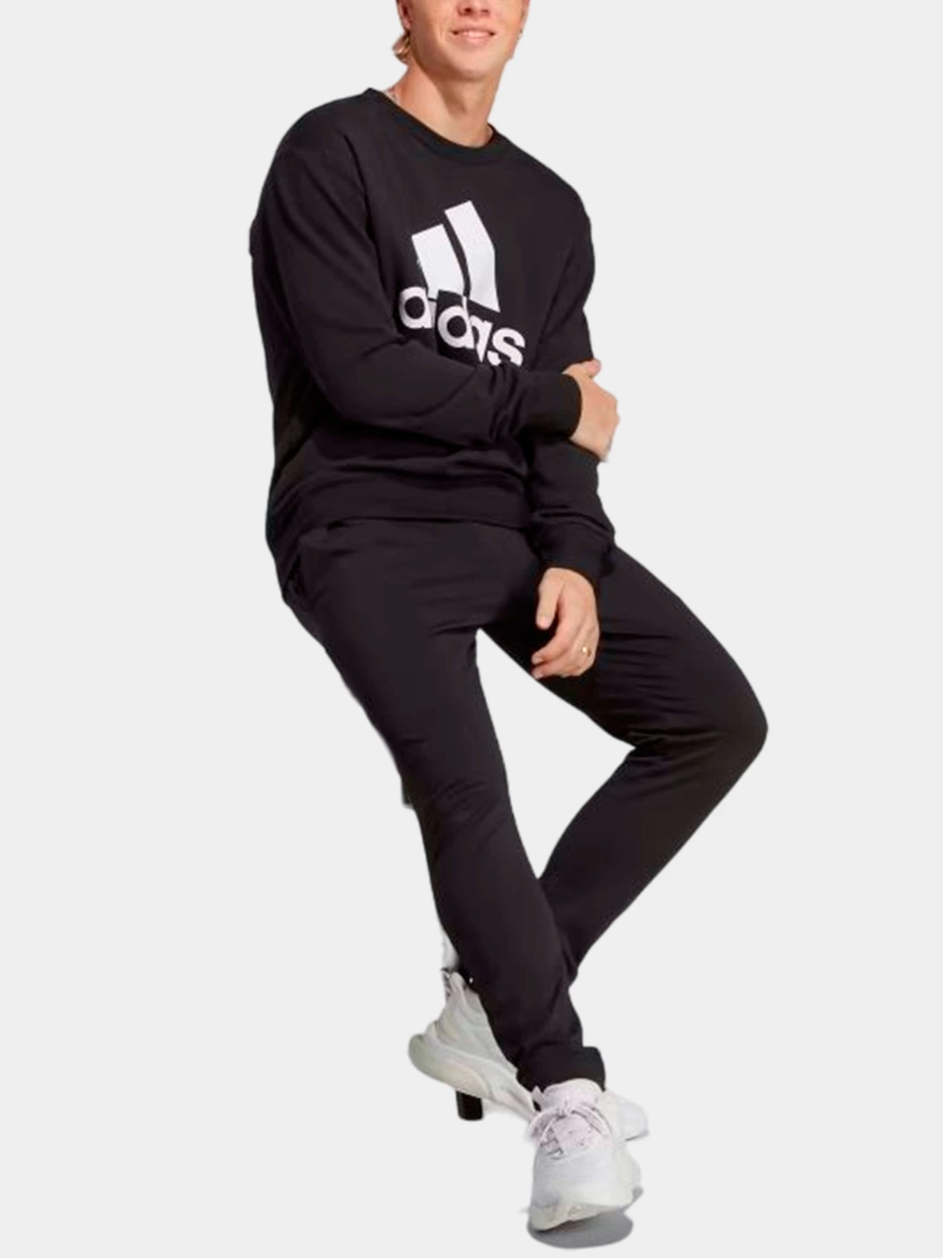 Брюки Adidas модель IC9409 Брюки Adidas модель IC9409 Фото