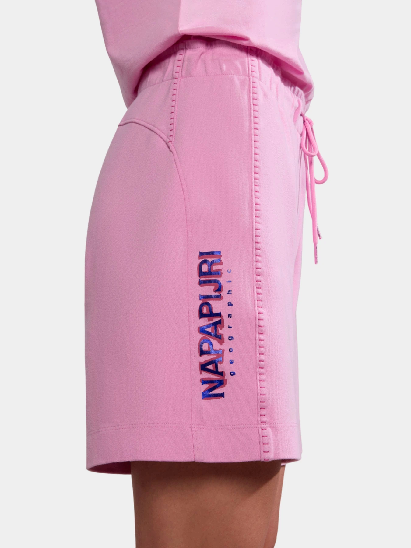 Шорты Napapijri модель NP0A4HS1_P1J Шорты Napapijri модель NP0A4HS1_P1J Фото