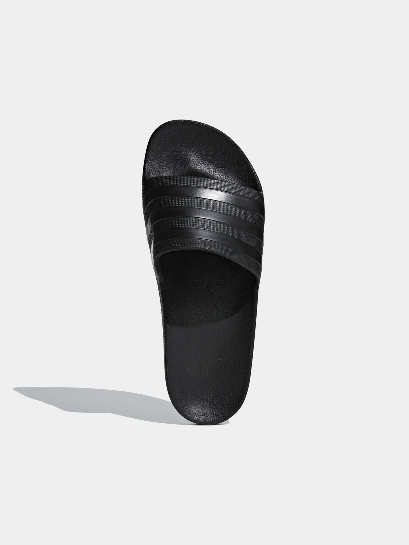 Шлёпанцы Adidas модель F35550 Шлёпанцы Adidas модель F35550 Фото