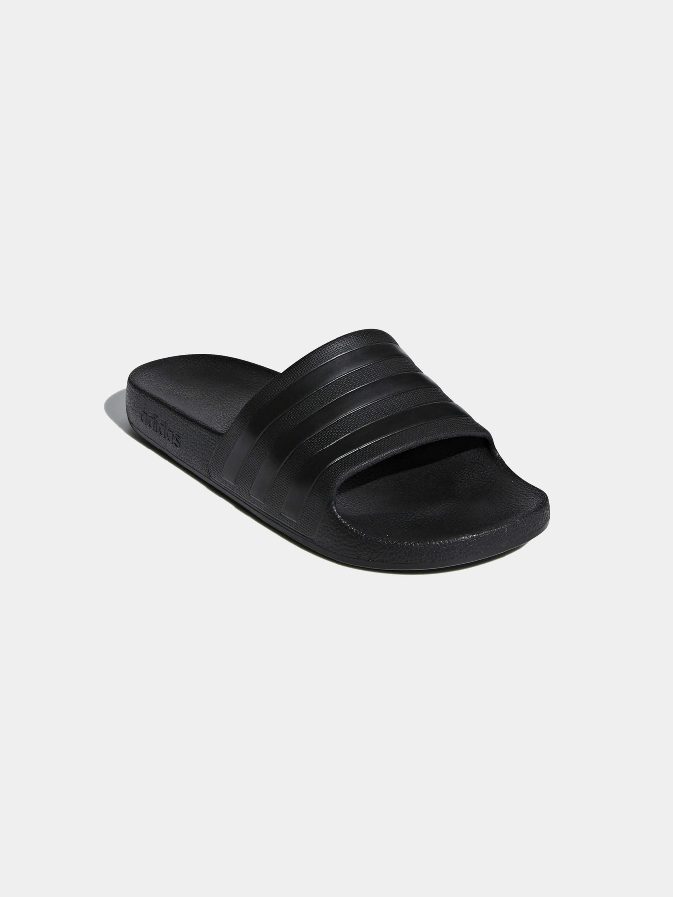 Шлёпанцы Adidas модель F35550 Шлёпанцы Adidas модель F35550 Фото