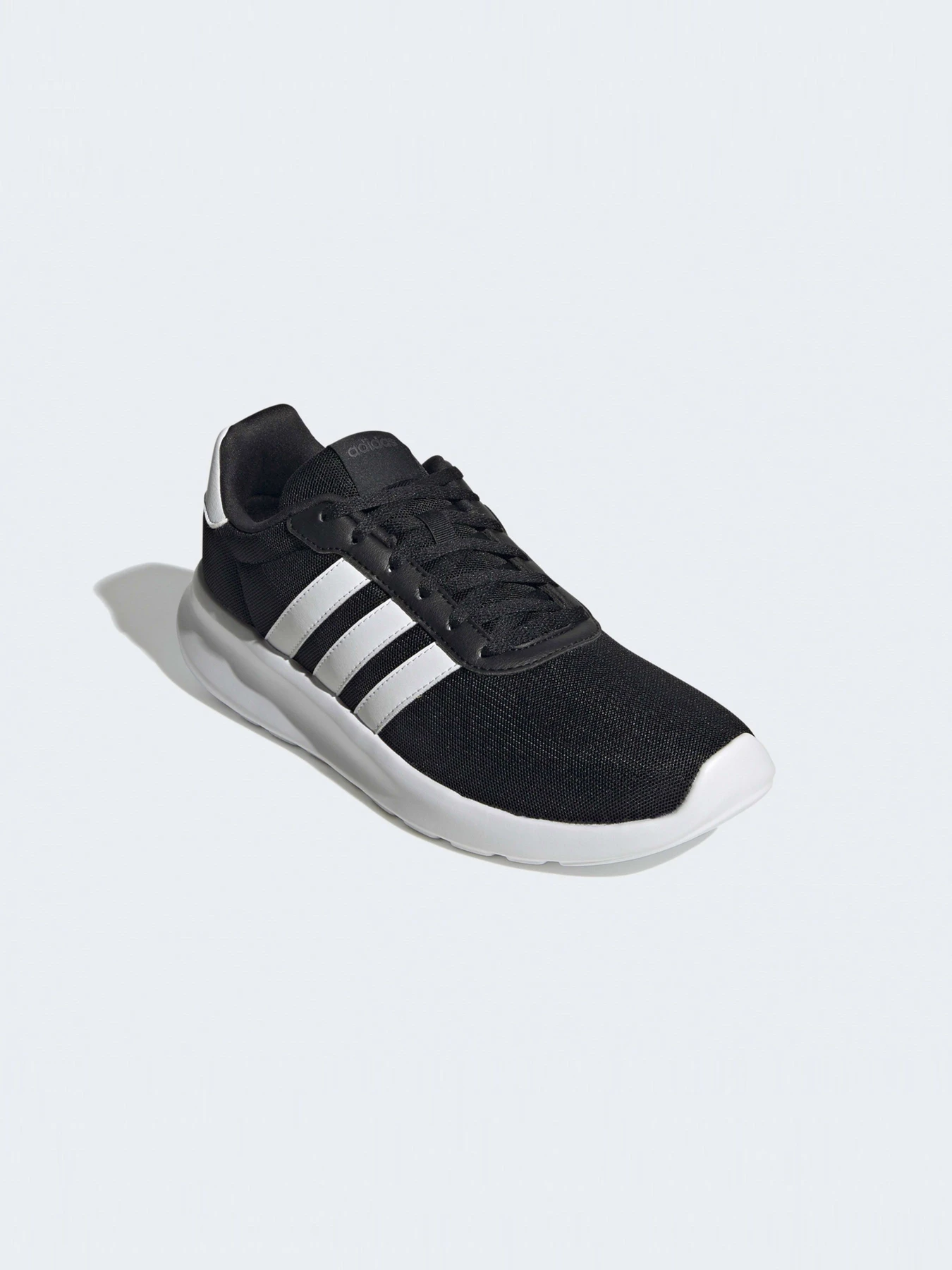 Кроссовки Adidas модель GY3094 Кроссовки Adidas модель GY3094 Фото