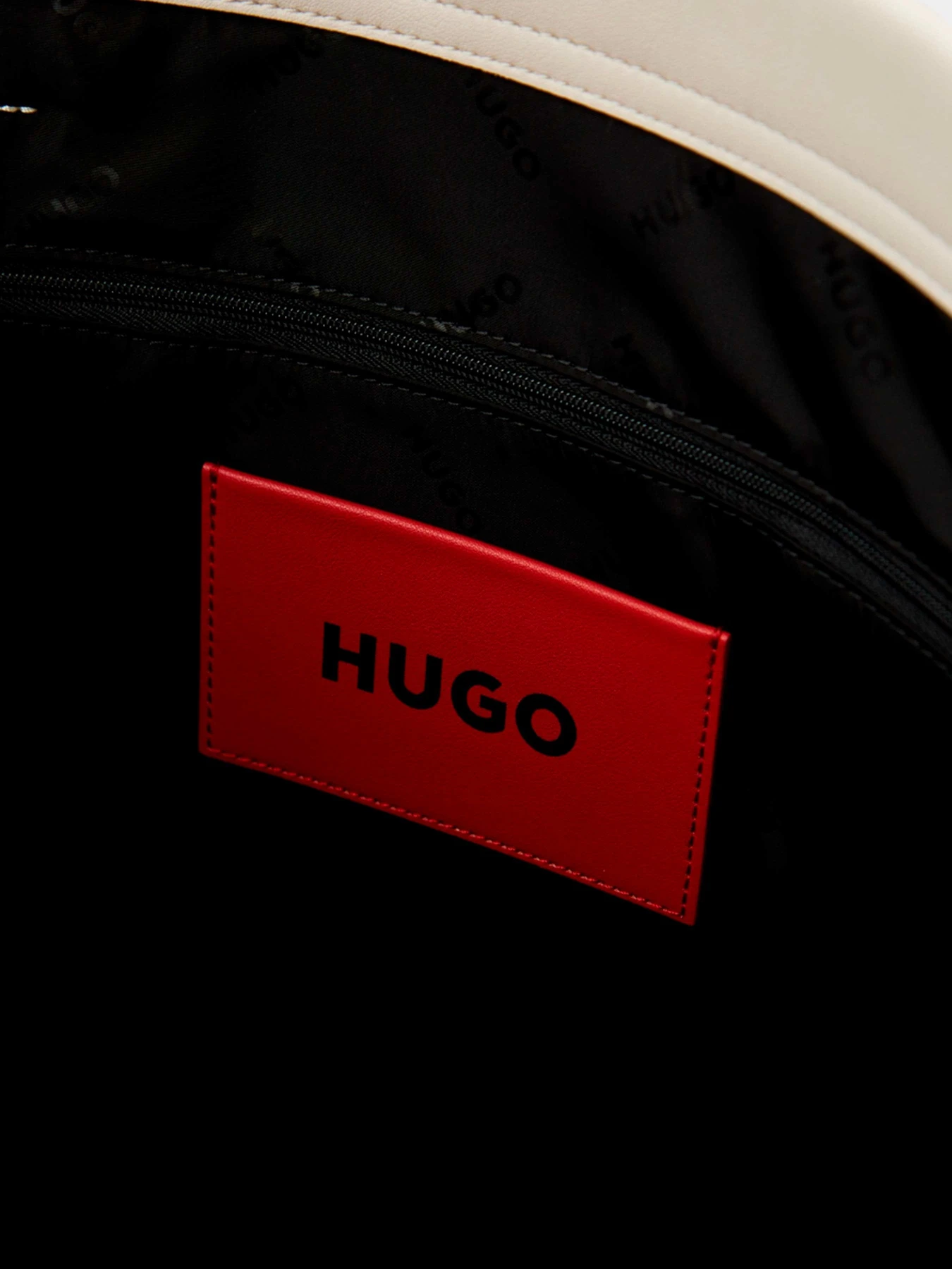 Сумки HUGO модель 50513101-110 Сумки HUGO модель 50513101-110 Фото