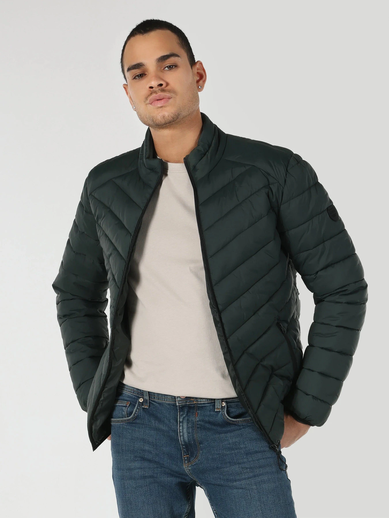 Куртки и дубленки Colin’s модель CL1062510_GRE Куртки и дубленки Colin’s модель CL1062510_GRE Фото