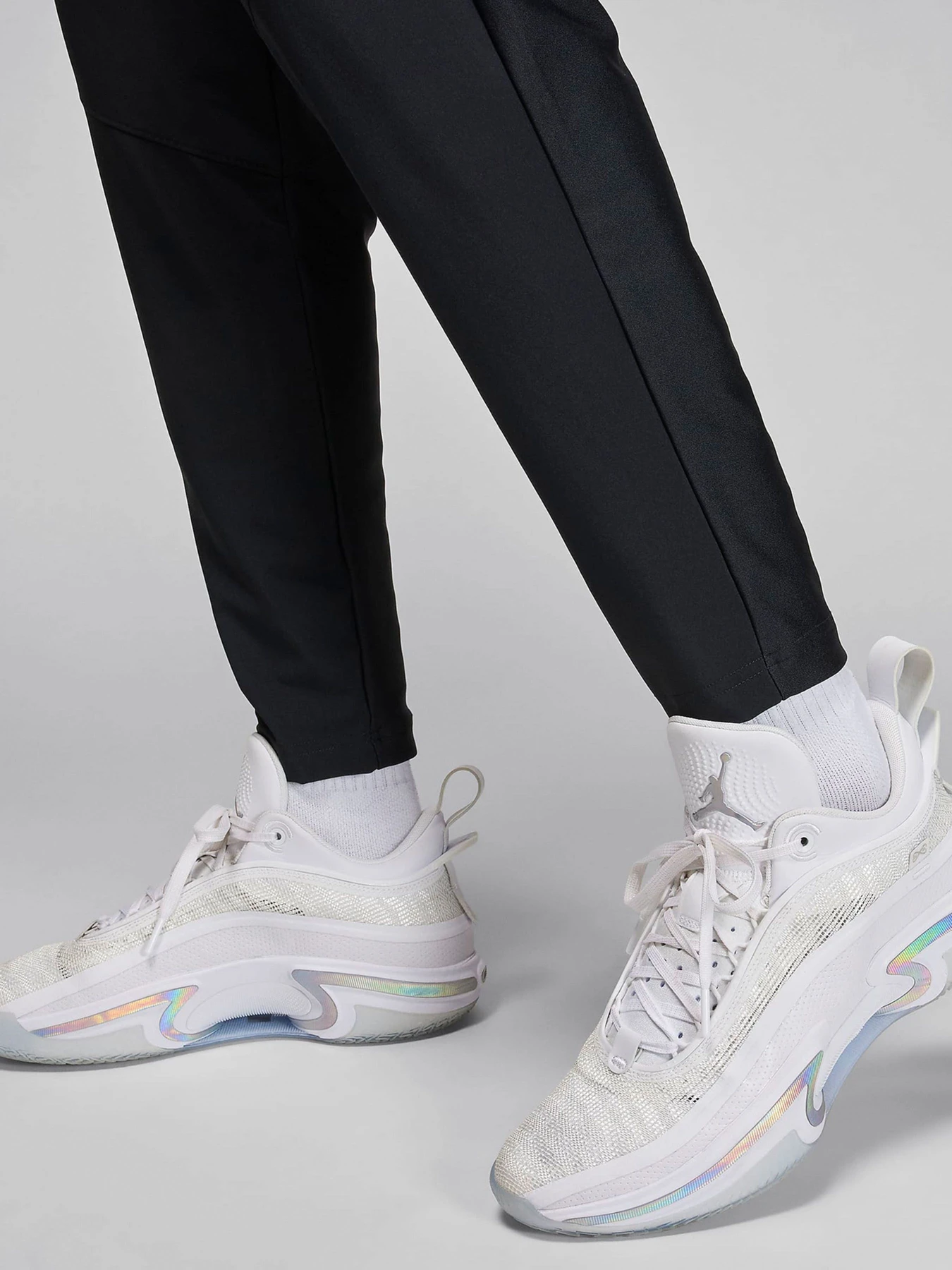 Брюки NIKE модель FN5840-010 Брюки NIKE модель FN5840-010 Фото