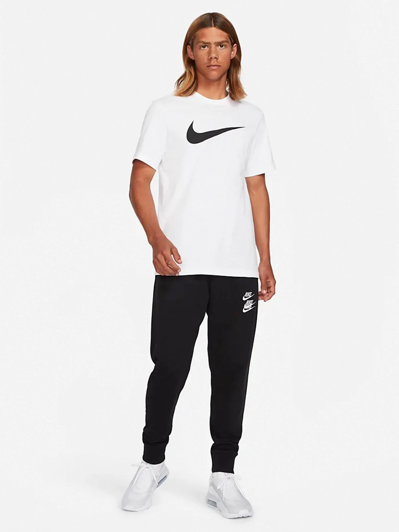 Футболки и поло NIKE модель DC5094-100 Футболки и поло NIKE модель DC5094-100 Фото