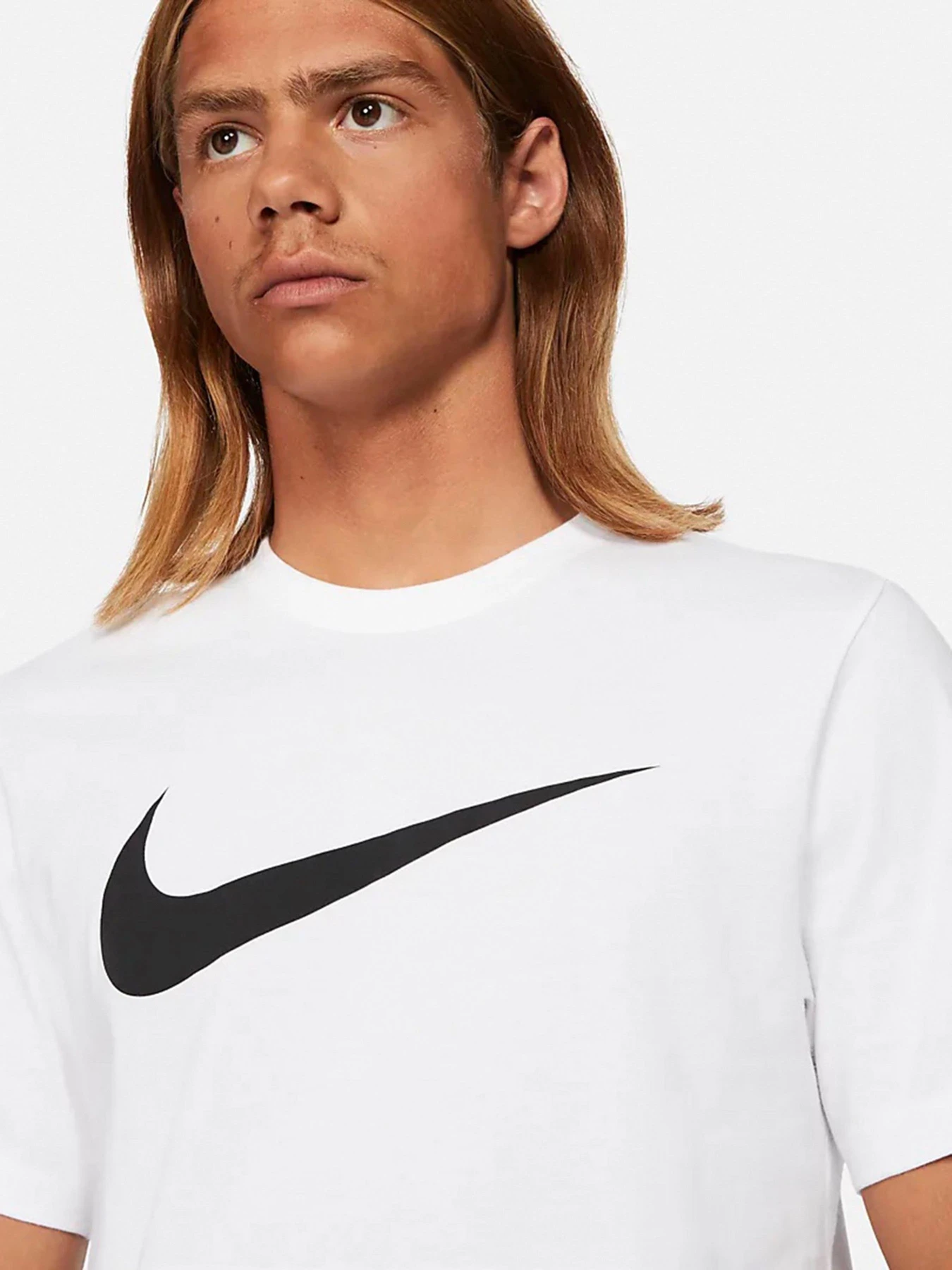Футболки и поло NIKE модель DC5094-100 Футболки и поло NIKE модель DC5094-100 Фото
