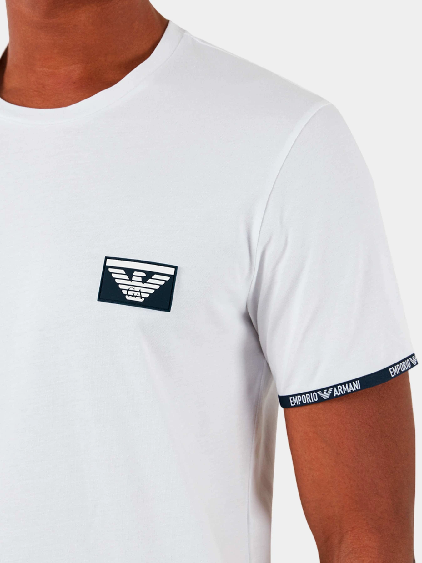 Футболки и поло Emporio Armani модель 110853-4R755-00010 Футболки и поло Emporio Armani модель 110853-4R755-00010 Фото