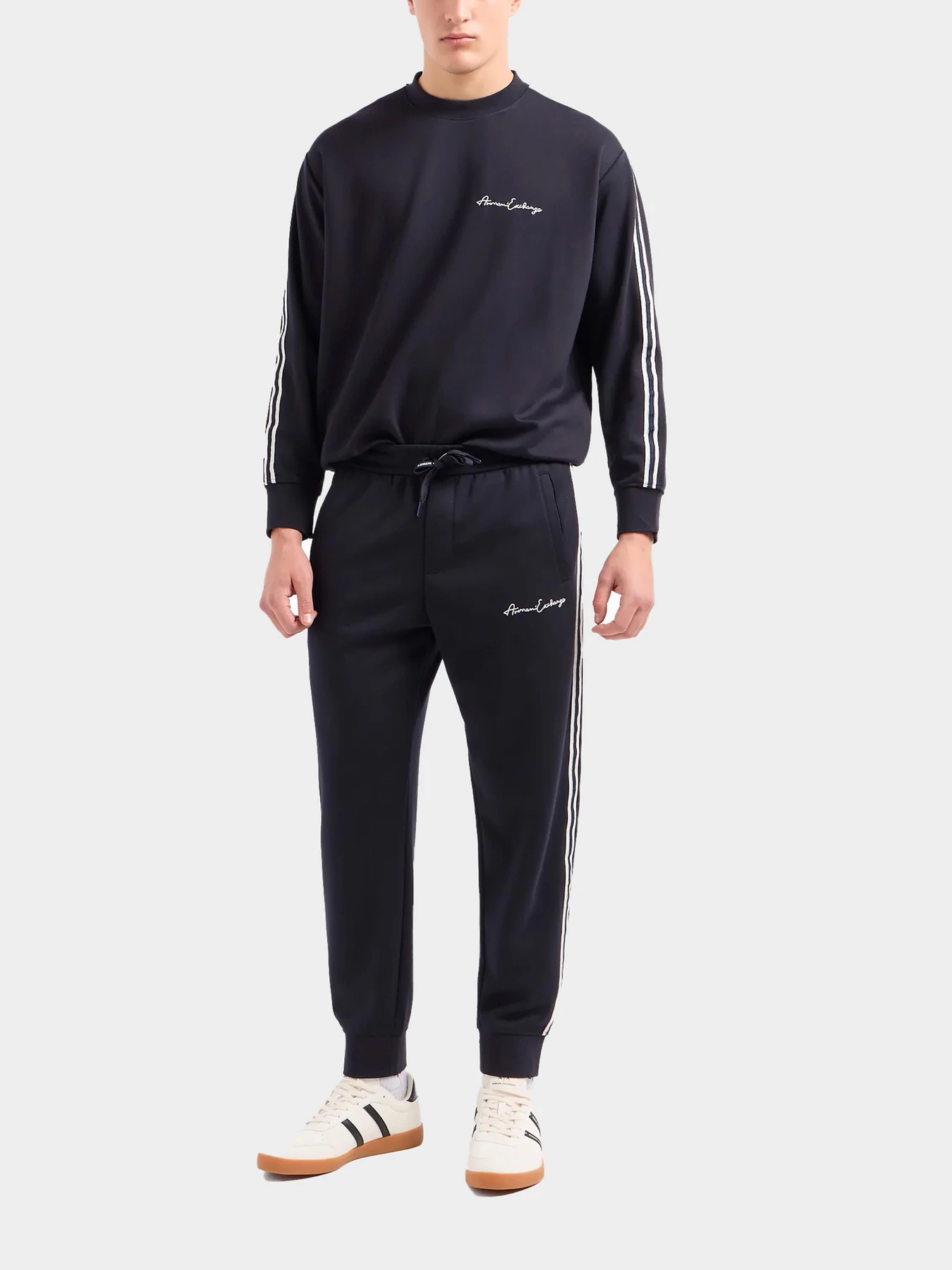 Худи и свитшоты Armani Exchange модель 8NZMSG-Z9N1Z-1510 Худи и свитшоты Armani Exchange модель 8NZMSG-Z9N1Z-1510 Фото