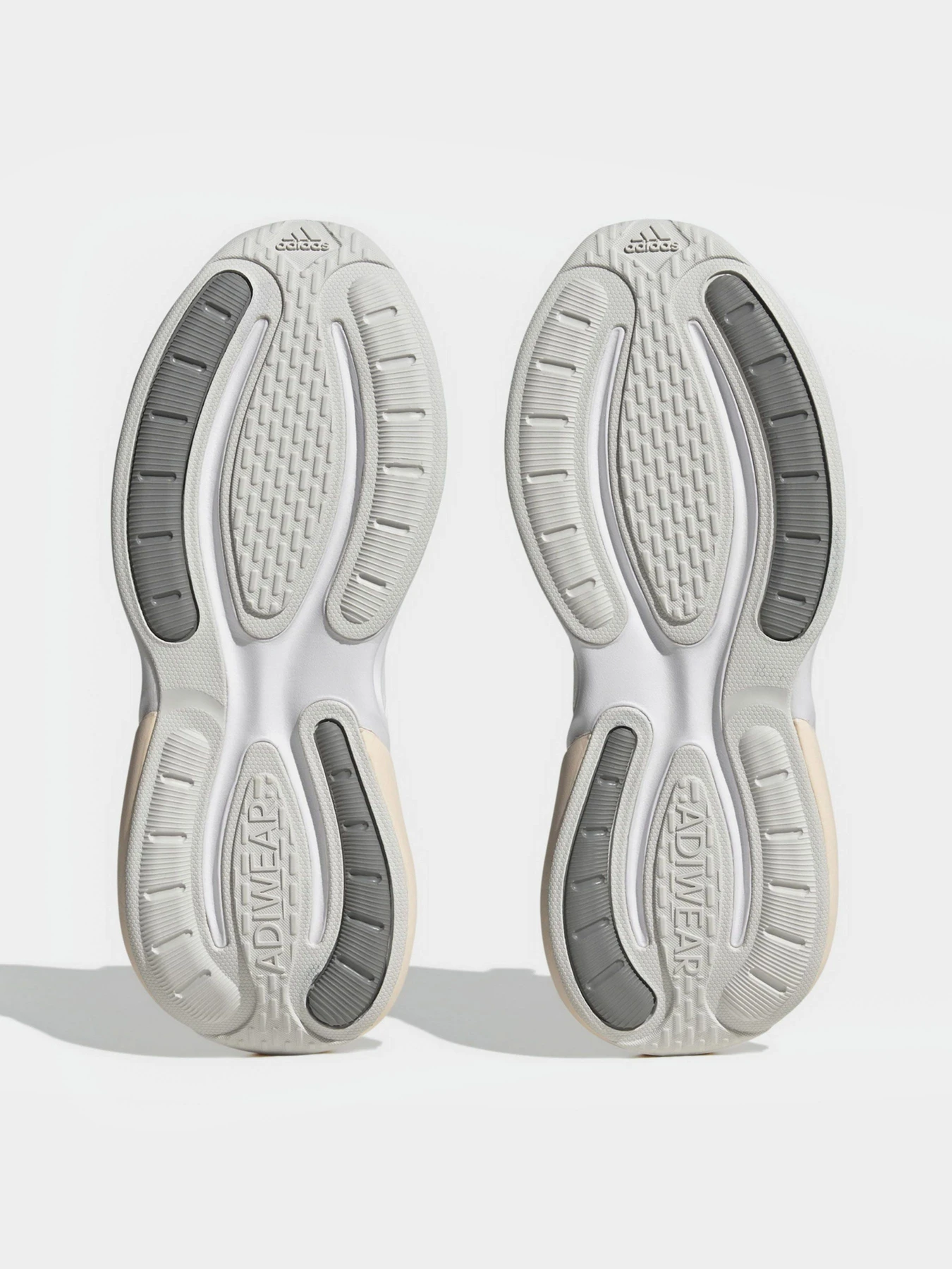 Кроссовки Adidas модель HP6147 Кроссовки Adidas модель HP6147 Фото
