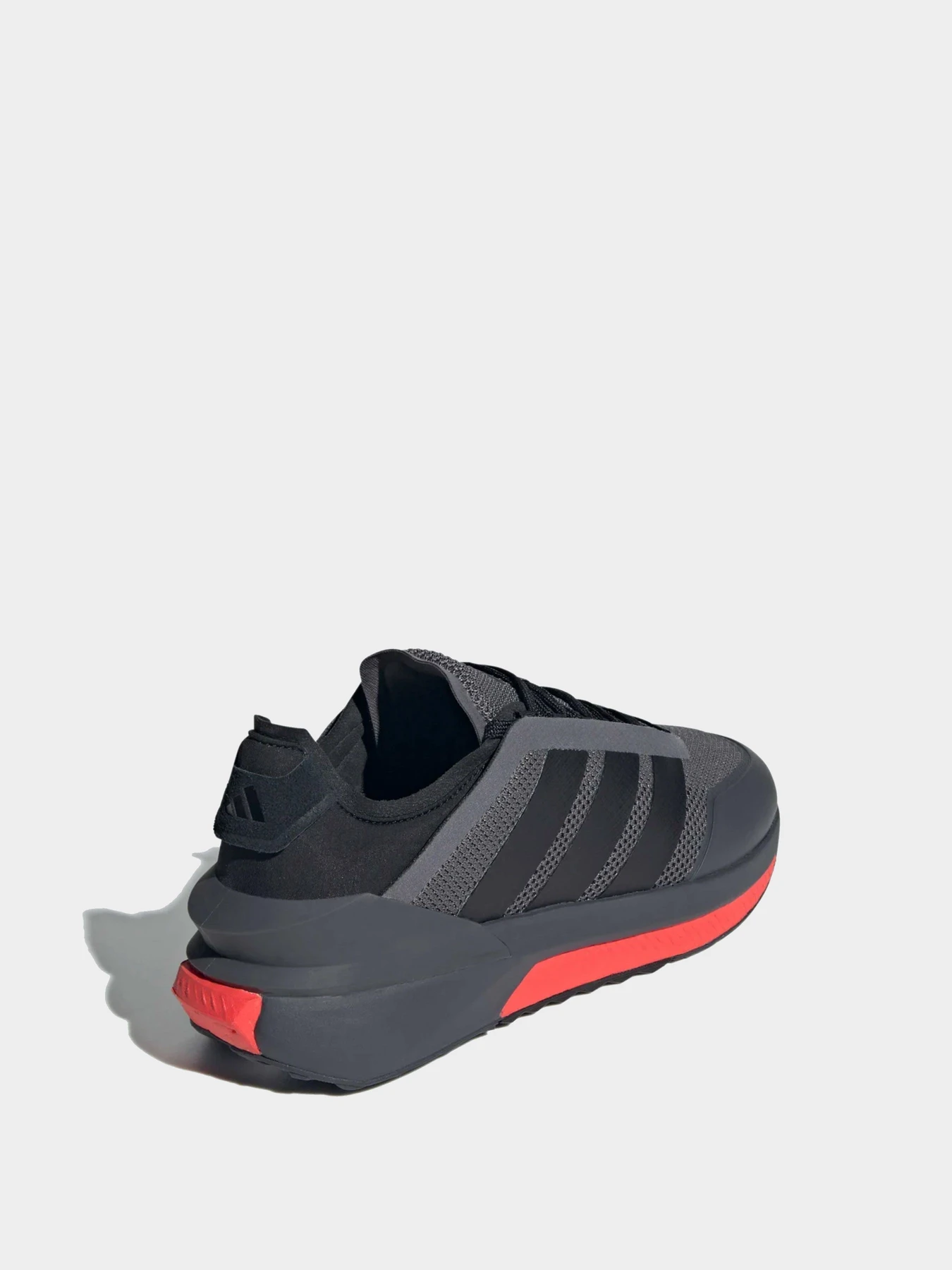 Кроссовки Adidas модель IE2644 Кроссовки Adidas модель IE2644 Фото