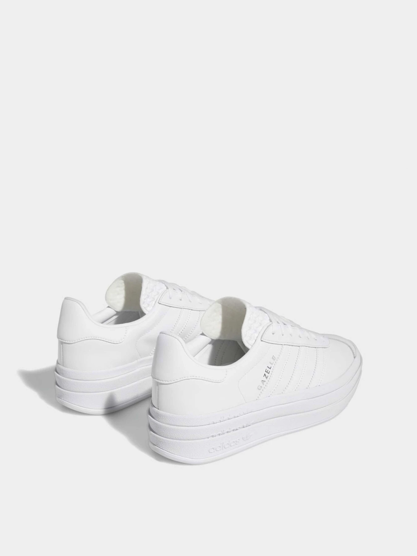 Кроссовки Adidas модель IE5130 Кроссовки Adidas модель IE5130 Фото