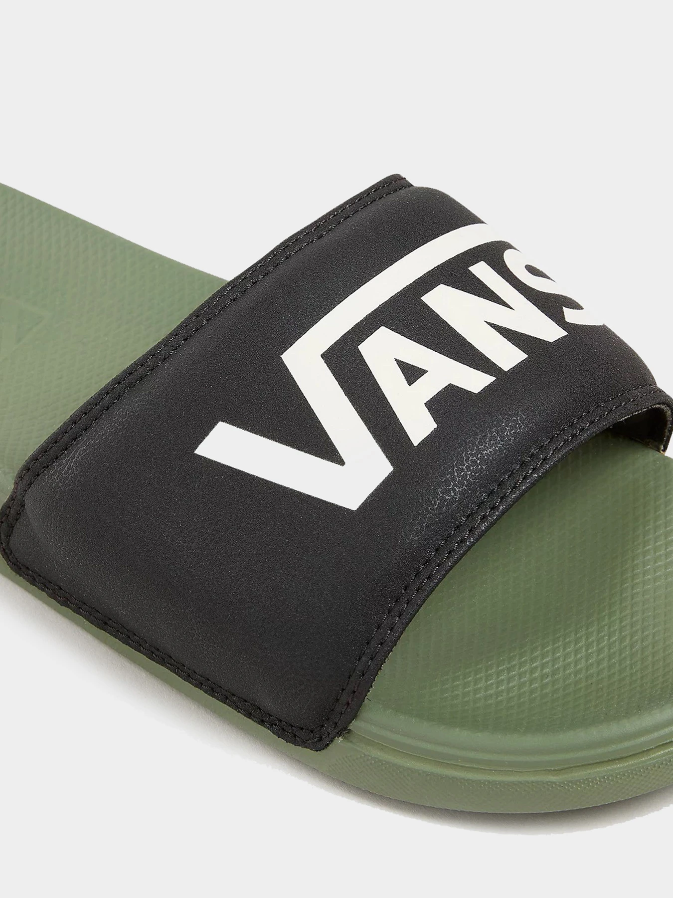 Шлёпанцы Vans модель VN0A5HF5GWL1 Шлёпанцы Vans модель VN0A5HF5GWL1 Фото