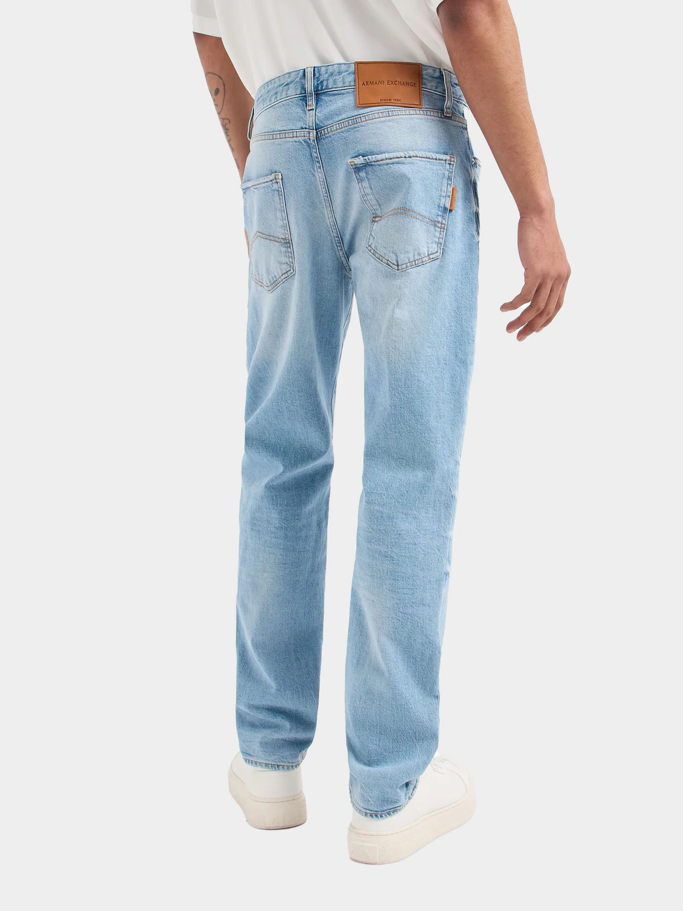 Джинсы Armani Exchange модель 3DZJ13-Z1YFZ-1500 Джинсы Armani Exchange модель 3DZJ13-Z1YFZ-1500 Фото