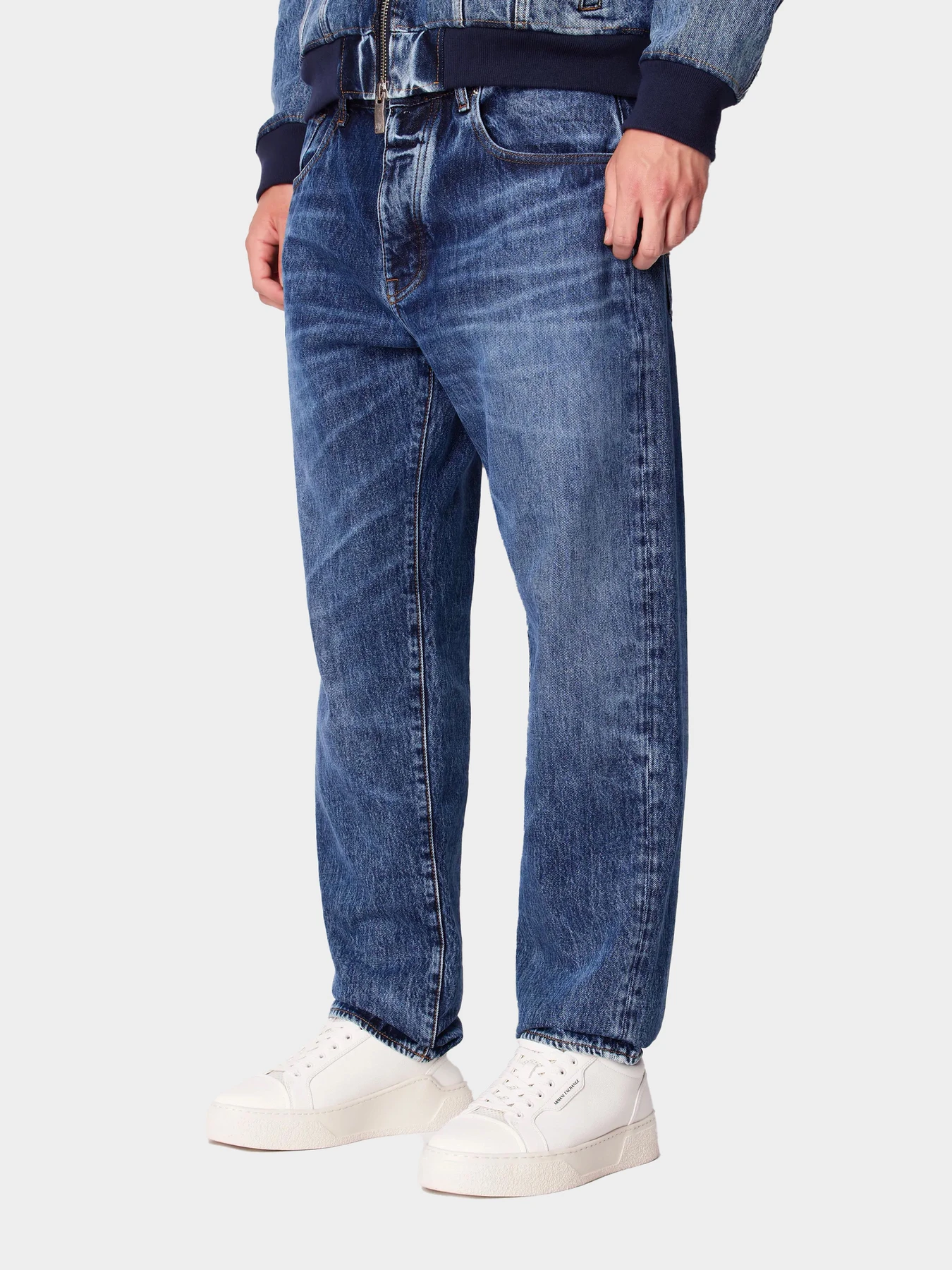 Джинсы Armani Exchange модель 3DZJ82-Z1Y4Z-1500 Джинсы Armani Exchange модель 3DZJ82-Z1Y4Z-1500 Фото