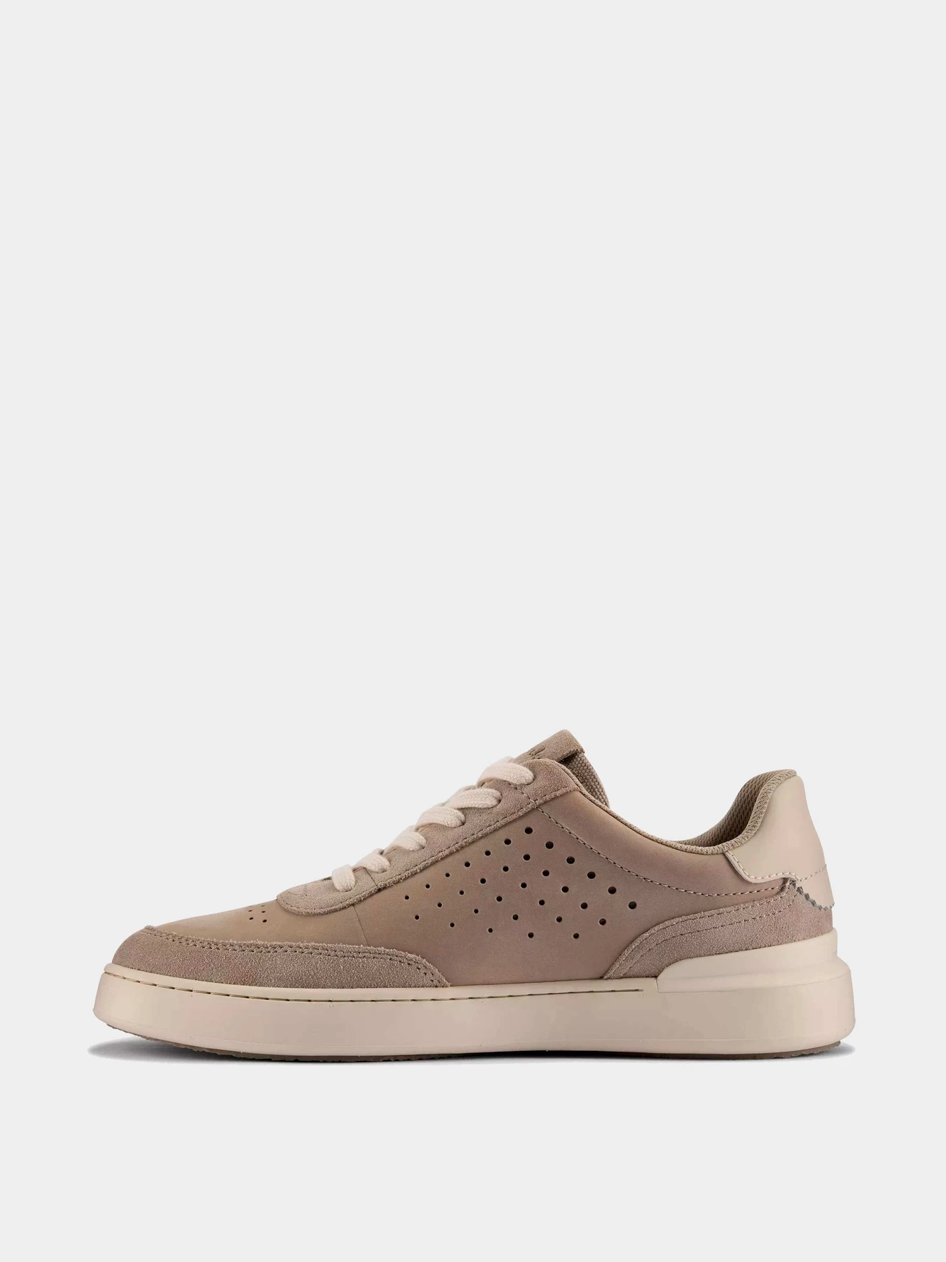 Кроссовки Clarks модель 26176723 Кроссовки Clarks модель 26176723 Фото