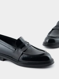Туфли и лоферы Emporio Armani модель X4A182-XN944-K001 Фото