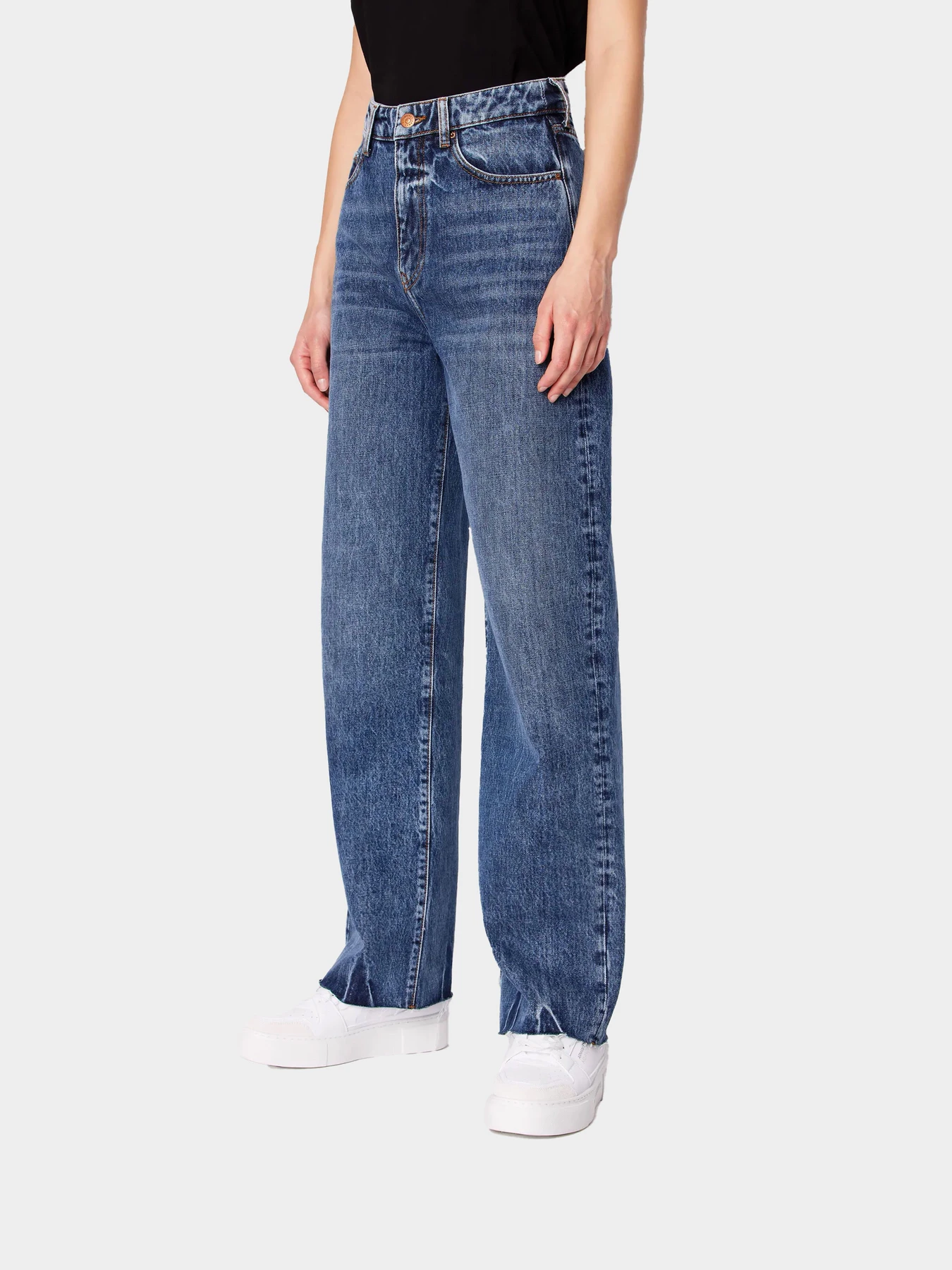 Джинсы Armani Exchange модель 3DYJ38-Y16EZ-1500 Джинсы Armani Exchange модель 3DYJ38-Y16EZ-1500 Фото