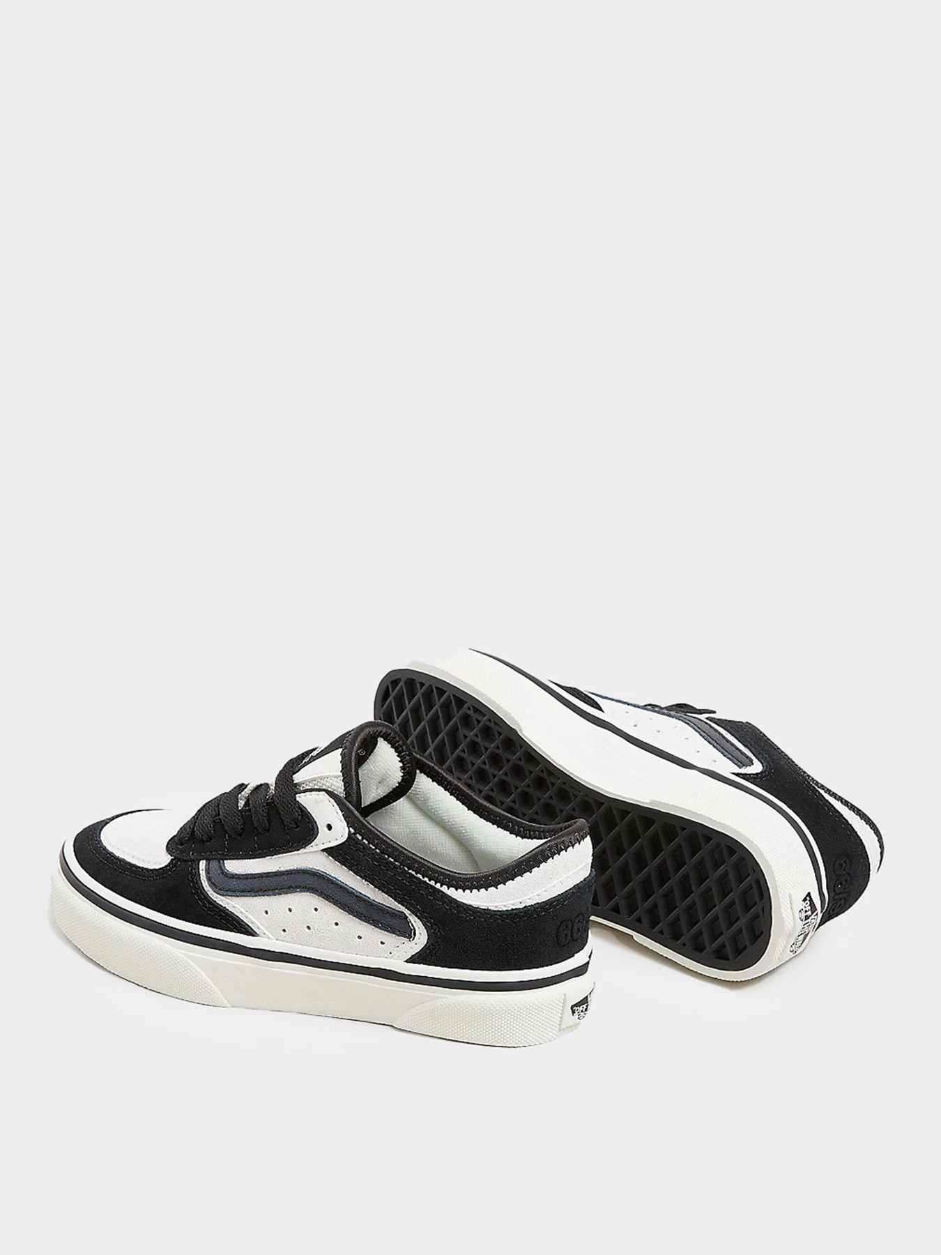 Кеды Vans модель VN0A4BU9UY61 Кеды Vans модель VN0A4BU9UY61 Фото