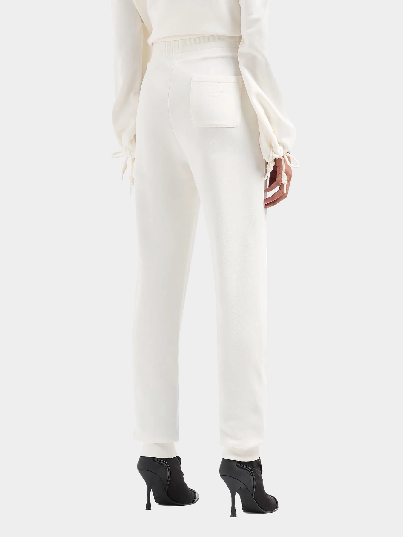 Брюки Emporio Armani модель 3D2P7B-2J49Z-0101 Брюки Emporio Armani модель 3D2P7B-2J49Z-0101 Фото