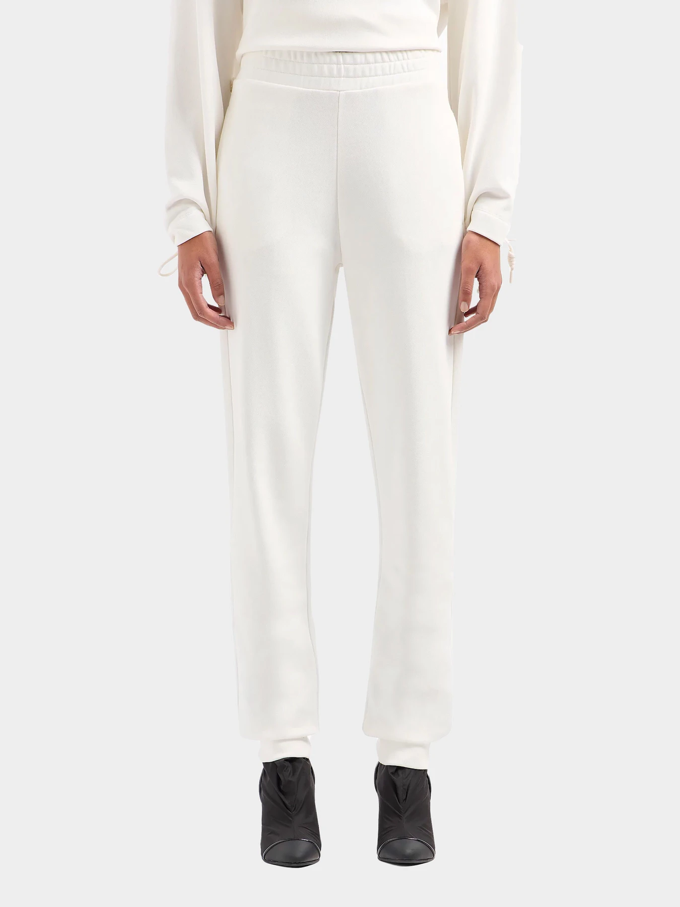 Брюки Emporio Armani модель 3D2P7B-2J49Z-0101 Брюки Emporio Armani модель 3D2P7B-2J49Z-0101 Фото