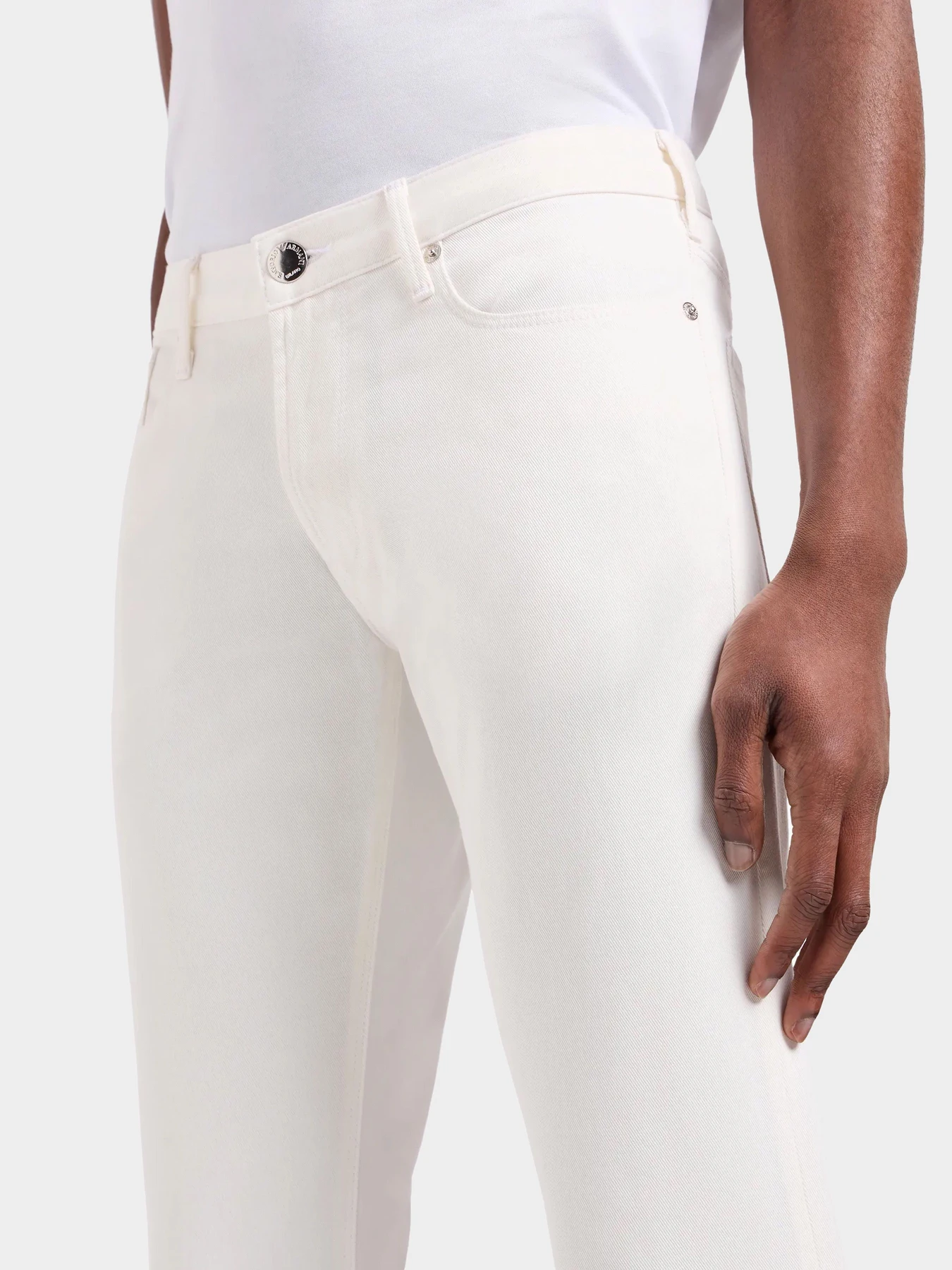 Джинсы Emporio Armani модель 8N1J06-1NJ9Z-0101 Джинсы Emporio Armani модель 8N1J06-1NJ9Z-0101 Фото
