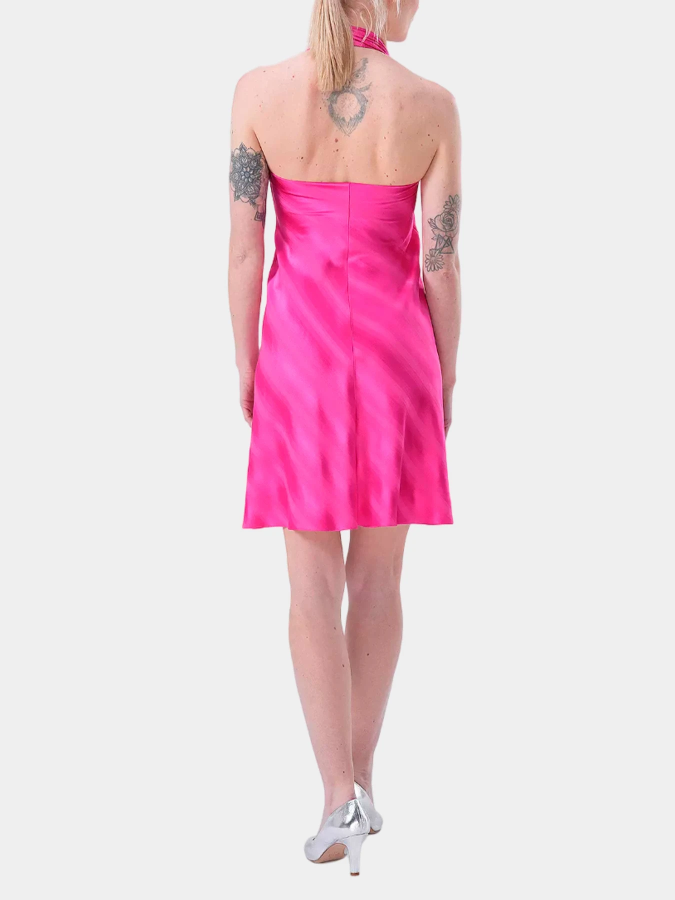 Платья Emporio Armani модель E3NA38-F2136-018 Платья Emporio Armani модель E3NA38-F2136-018 Фото