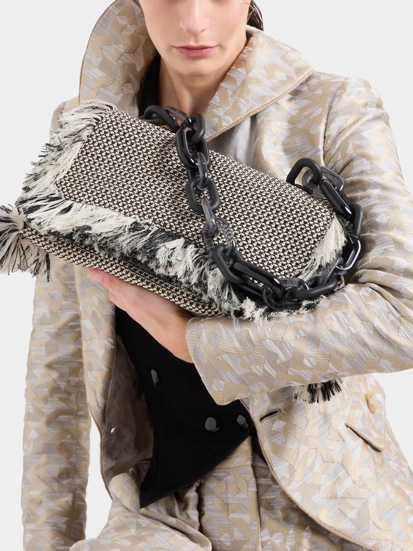 Пиджаки Emporio Armani модель E3NG2B-F2128-010 Пиджаки Emporio Armani модель E3NG2B-F2128-010 Фото