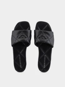Шлёпанцы Emporio Armani модель X3P826-XF770-00002 Фото