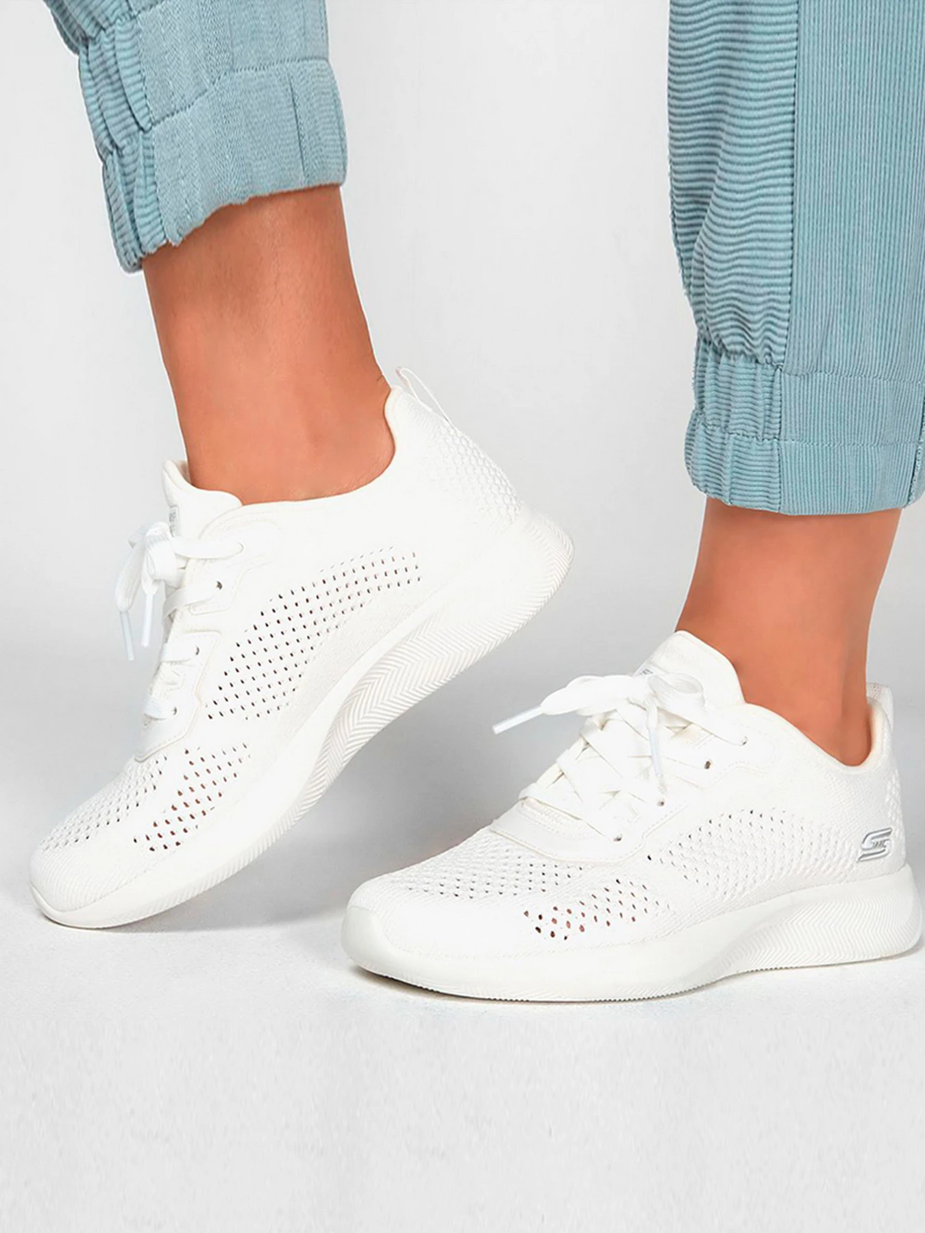 Кроссовки Skechers модель 117018 WHT Кроссовки Skechers модель 117018 WHT Фото