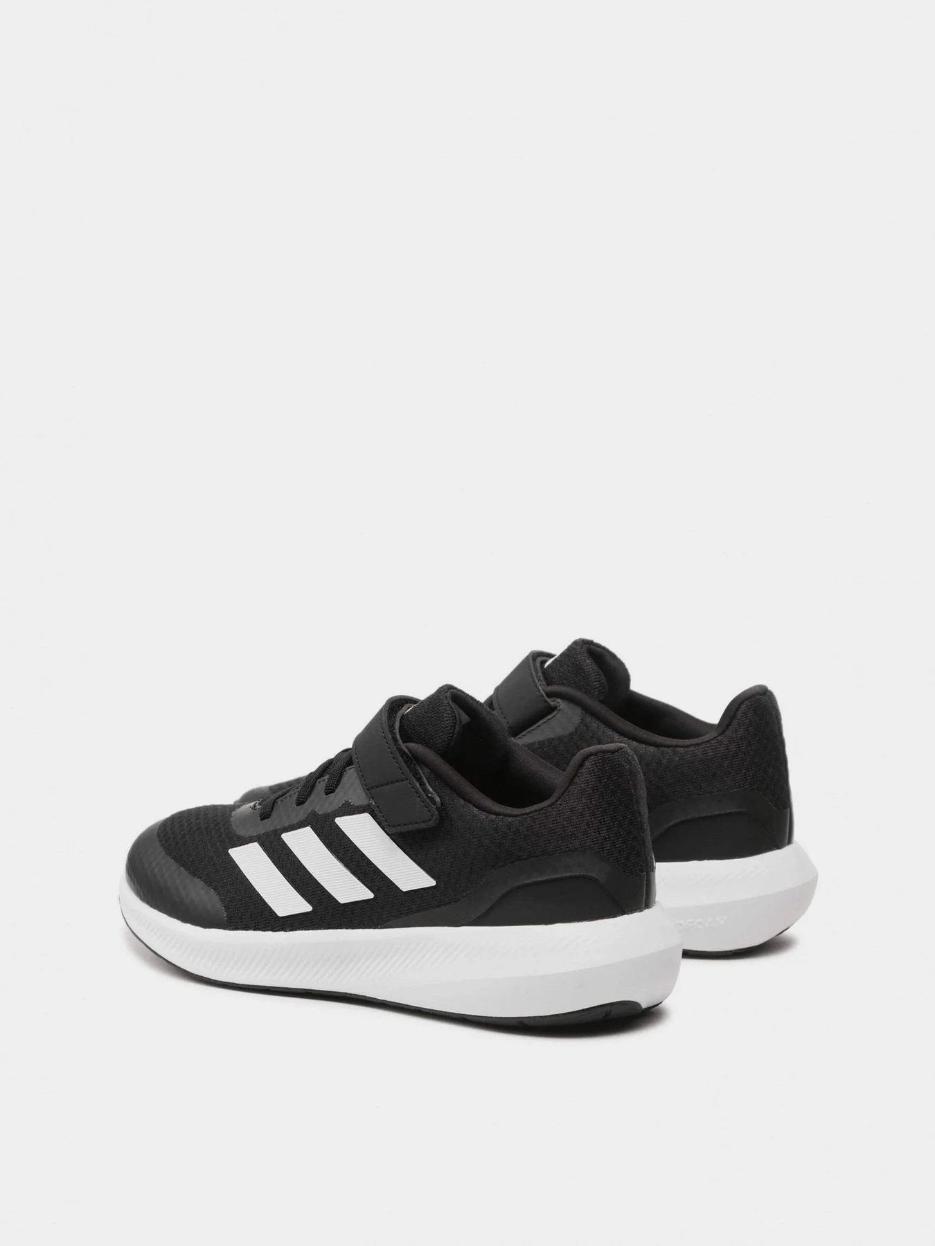 Кроссовки Adidas модель HP5867 Кроссовки Adidas модель HP5867 Фото