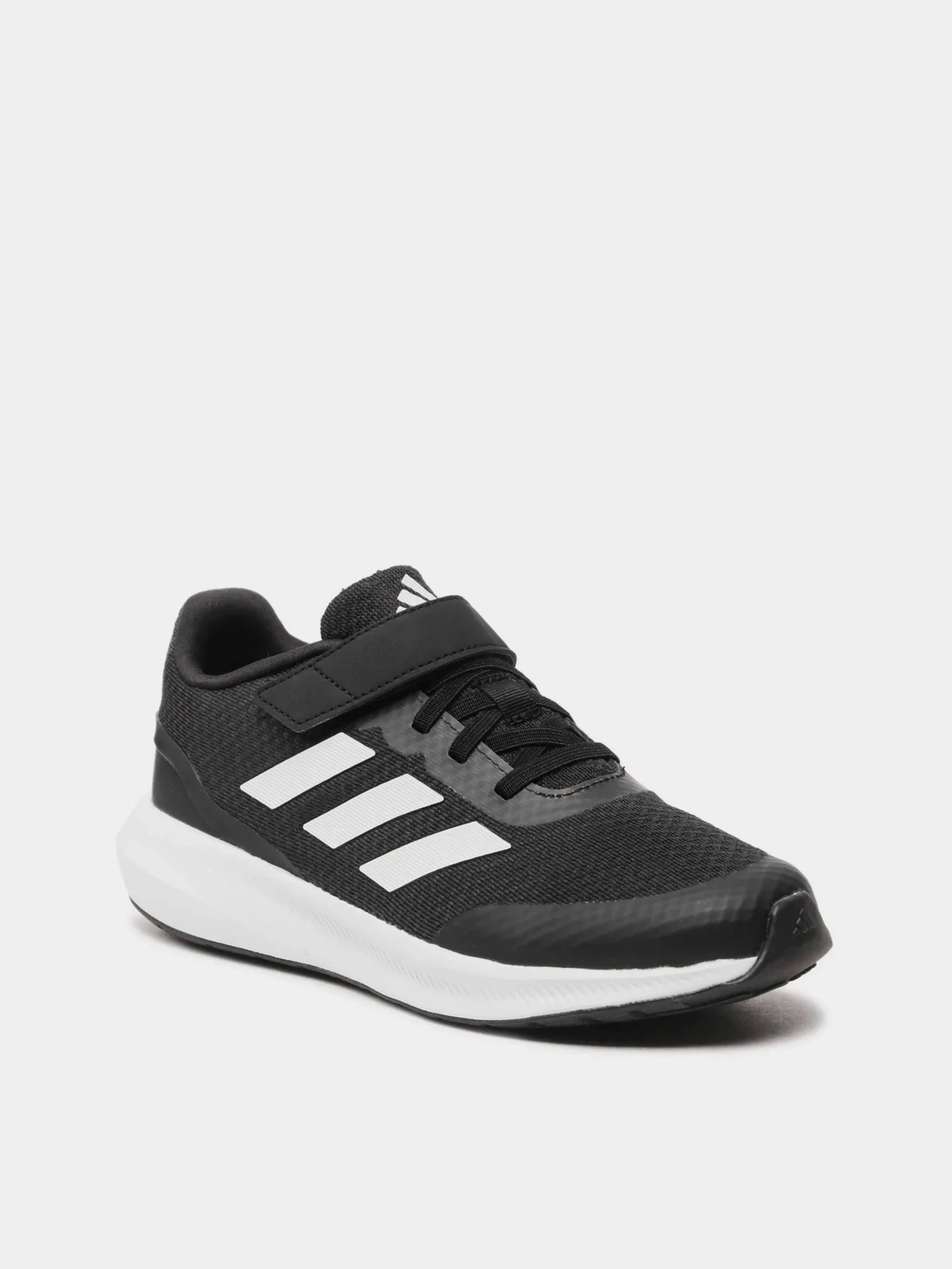 Кроссовки Adidas модель HP5867 Кроссовки Adidas модель HP5867 Фото