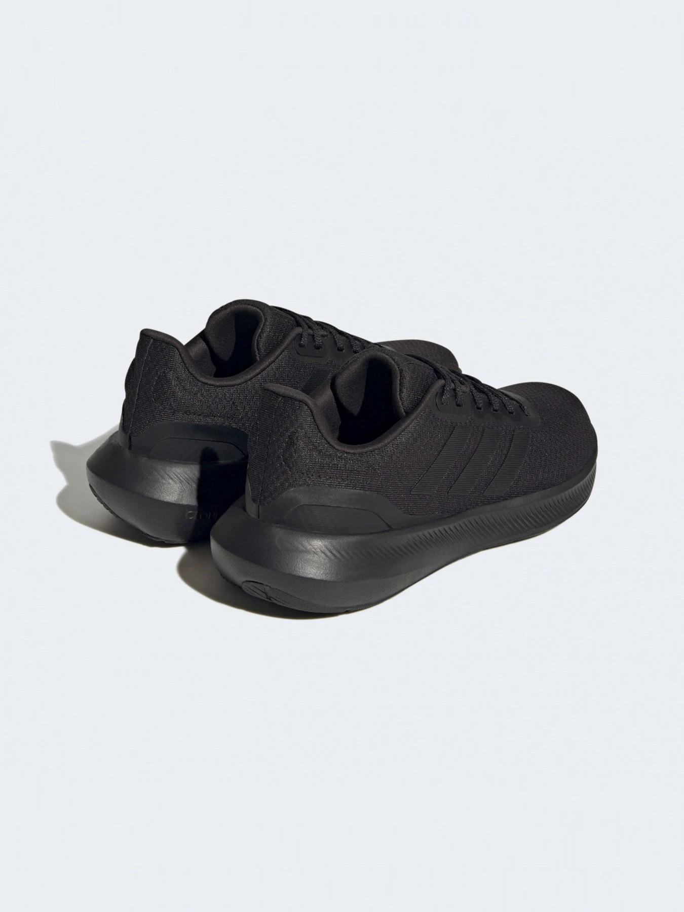 Кроссовки Adidas модель HP7558 Кроссовки Adidas модель HP7558 Фото