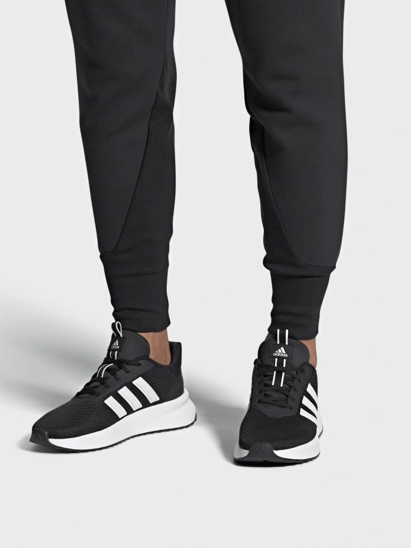 Кроссовки Adidas модель ID0468 Кроссовки Adidas модель ID0468 Фото