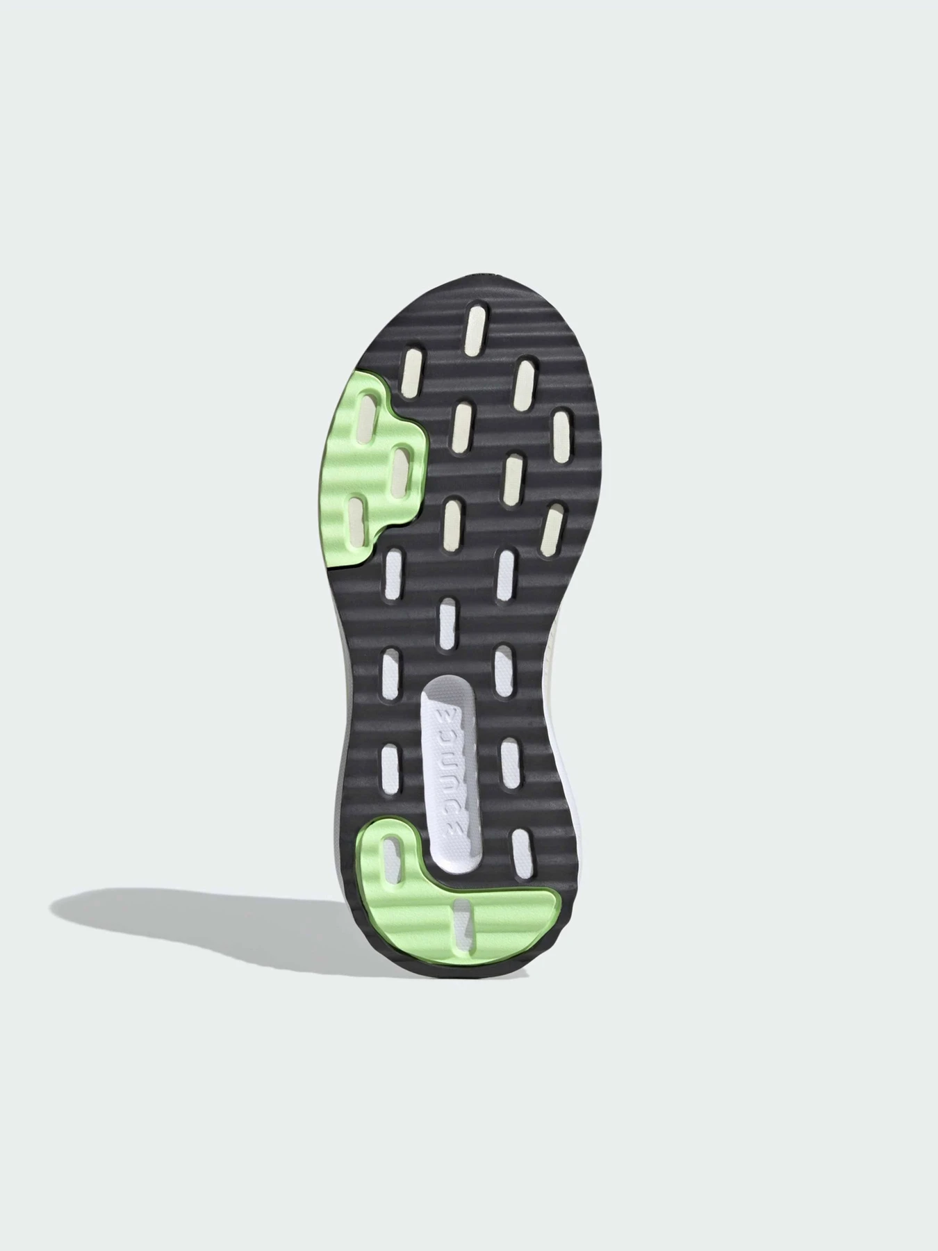 Кроссовки Adidas модель ID8573 Кроссовки Adidas модель ID8573 Фото