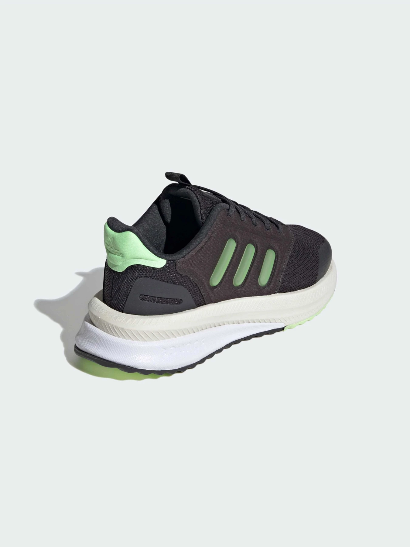 Кроссовки Adidas модель ID8573 Кроссовки Adidas модель ID8573 Фото