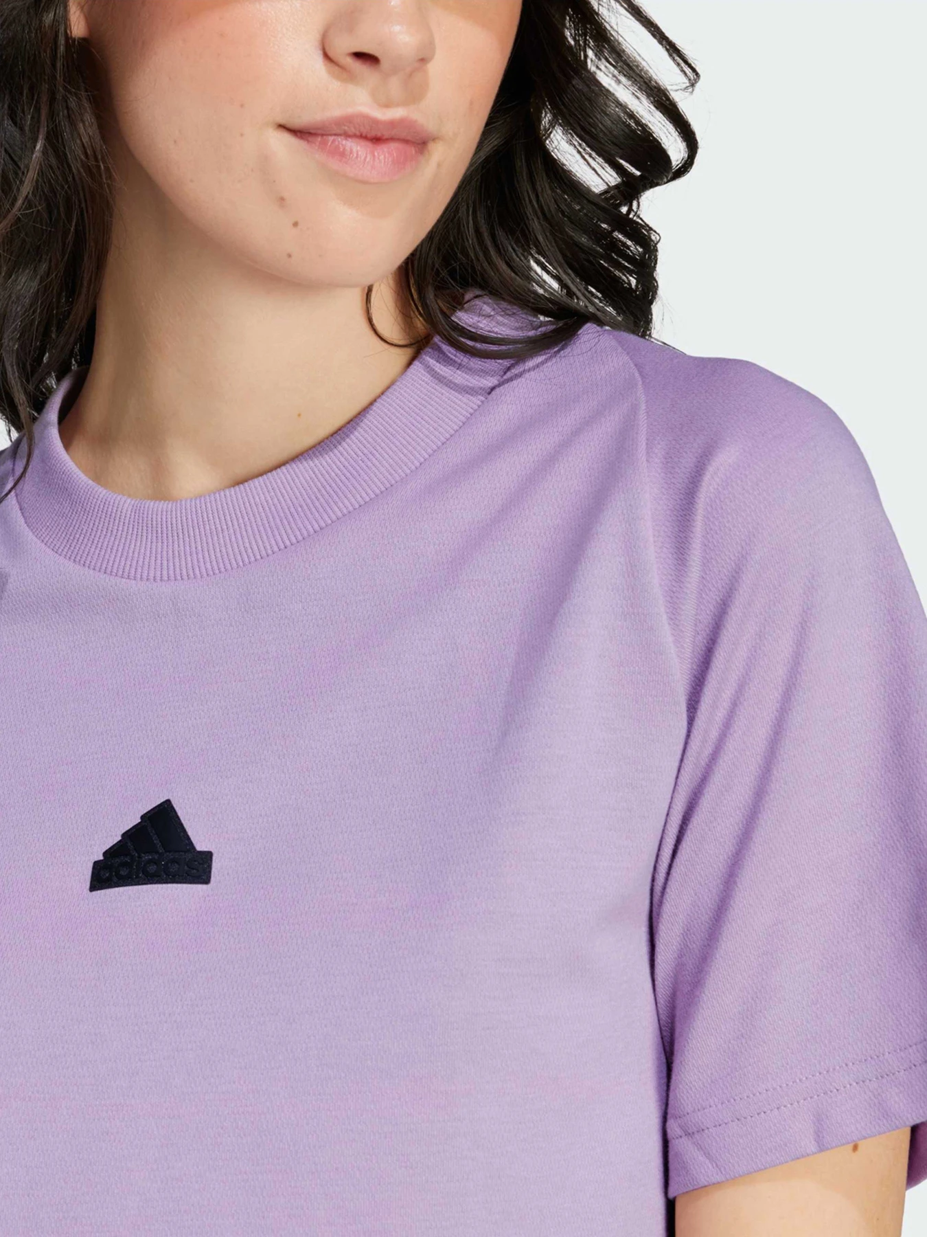 Футболки и поло Adidas модель IP1553 Футболки и поло Adidas модель IP1553 Фото