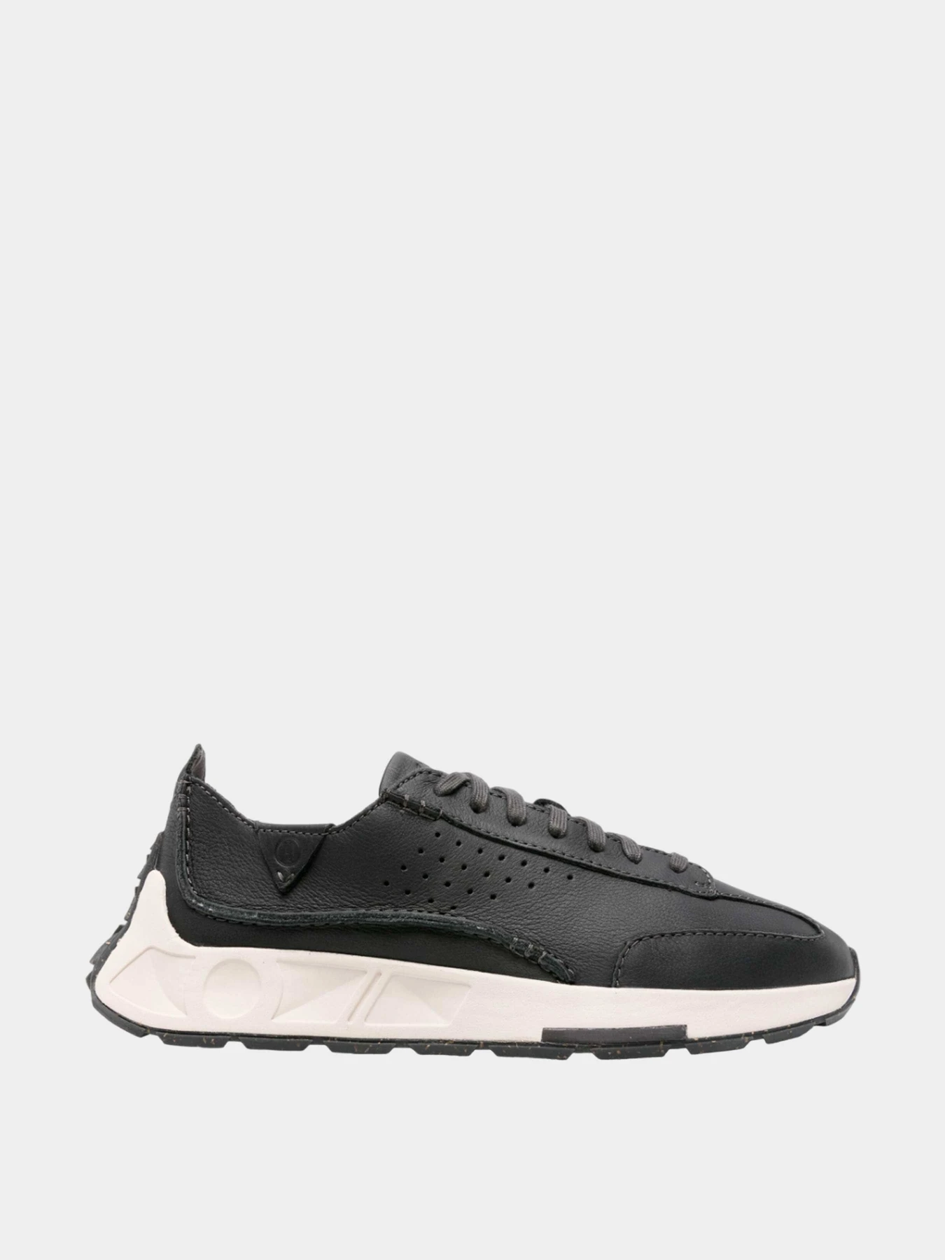 Кроссовки Clarks модель 26176156 Кроссовки Clarks модель 26176156 Фото