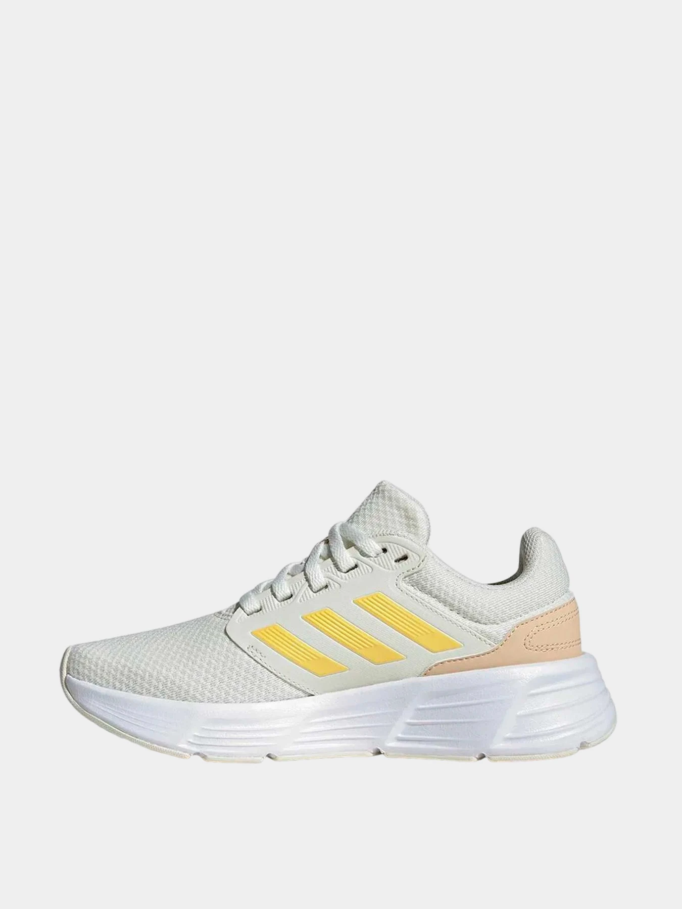 Кроссовки Adidas модель IE8153 Кроссовки Adidas модель IE8153 Фото