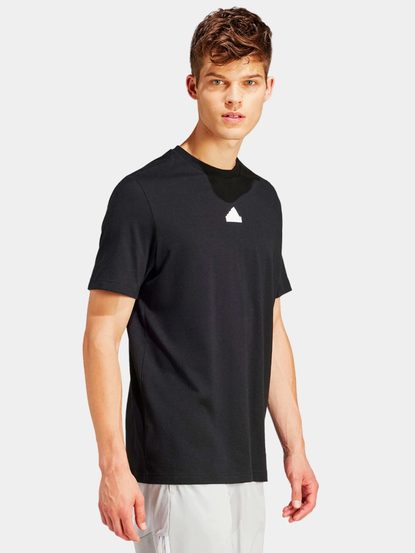 Футболки и поло Adidas модель IN6229 Футболки и поло Adidas модель IN6229 Фото