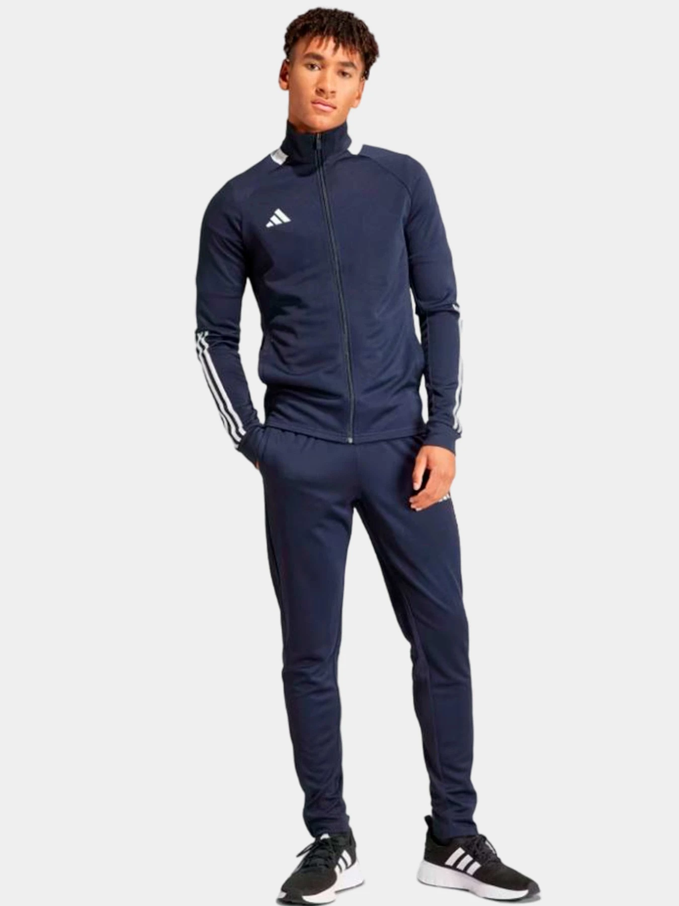Костюмы Adidas модель IR7844 Костюмы Adidas модель IR7844 Фото