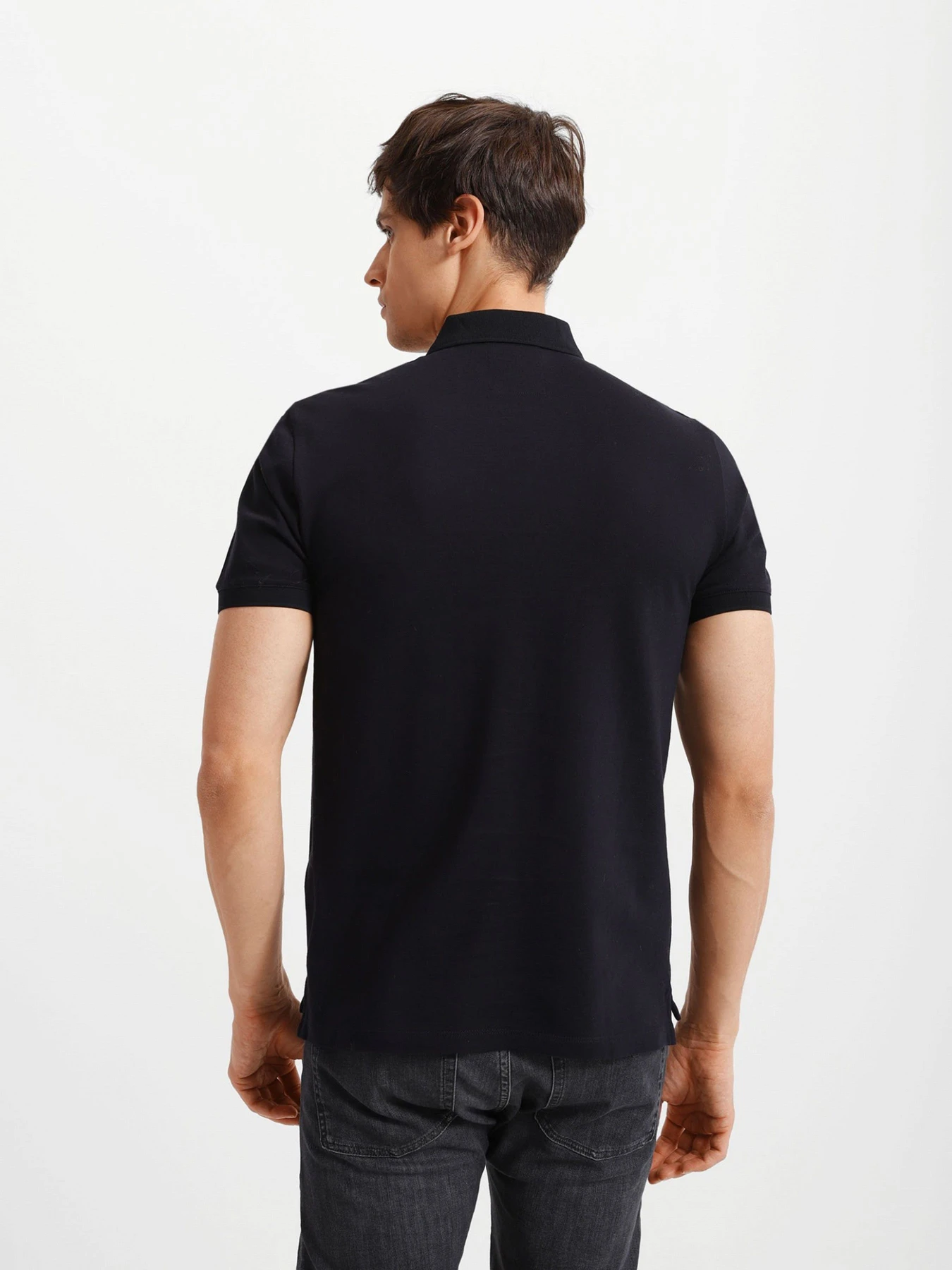 Футболки и поло Emporio Armani модель 8N1FQ2-1JTKZ-0920 Фото