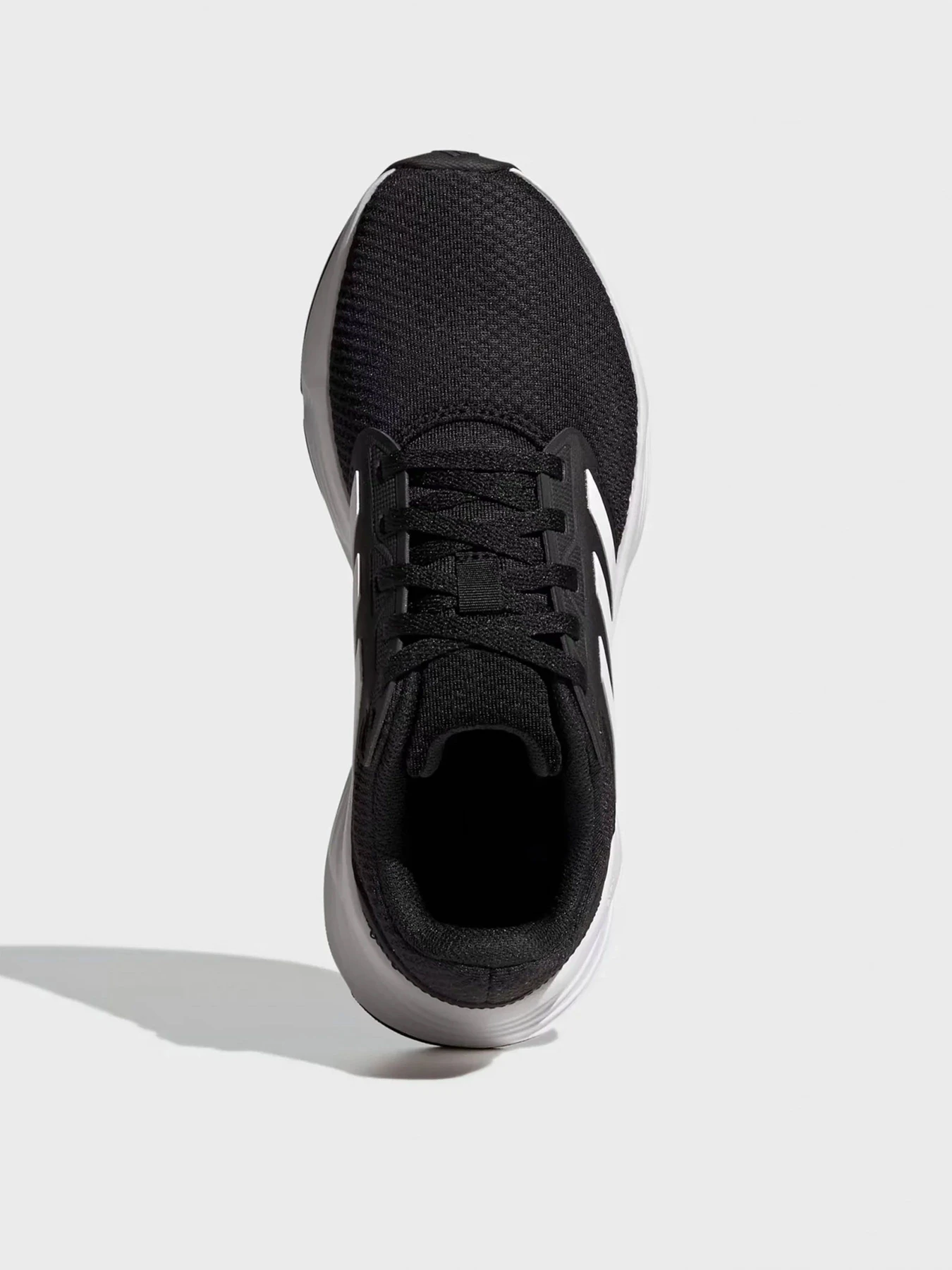 Кроссовки Adidas модель GW3847 Кроссовки Adidas модель GW3847 Фото