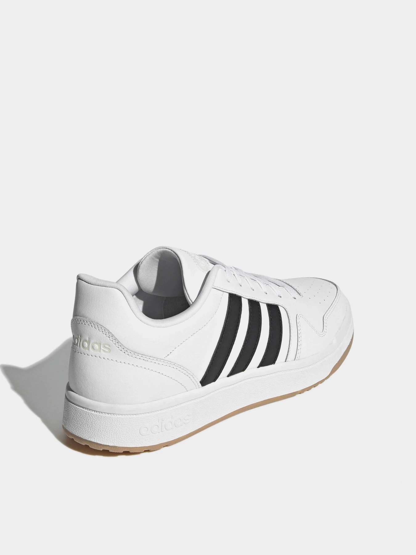 Кроссовки Adidas модель H00462 Кроссовки Adidas модель H00462 Фото