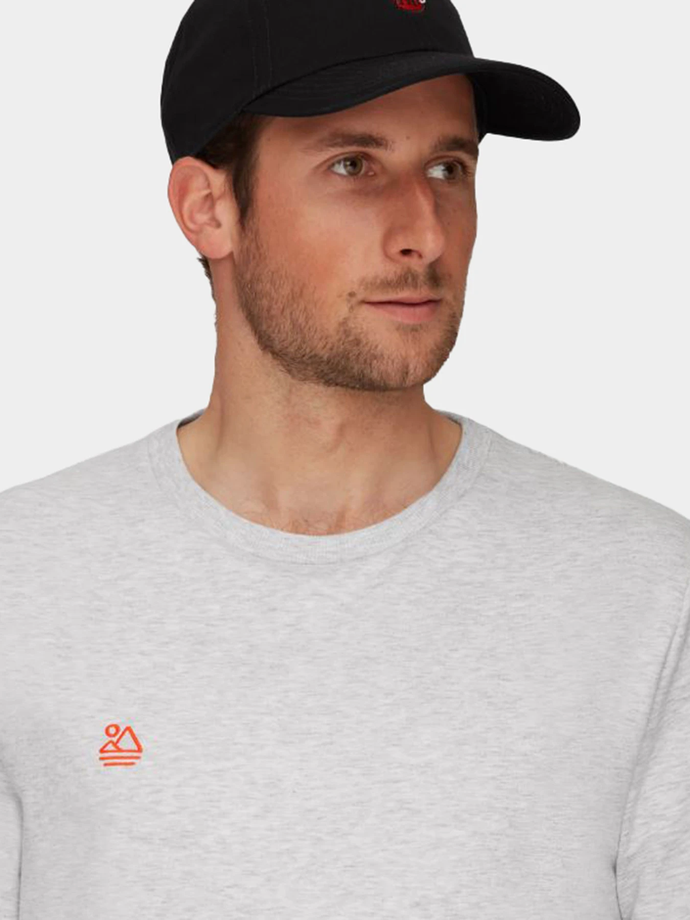 Шапки и кепки Mammut модель 1191-00051-00253 Шапки и кепки Mammut модель 1191-00051-00253 Фото
