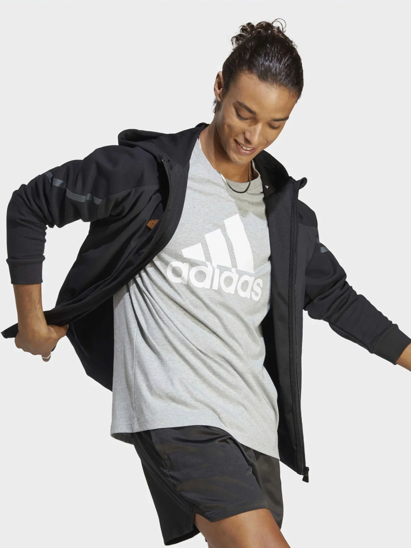 Футболки и поло Adidas модель IC9350 Футболки и поло Adidas модель IC9350 Фото